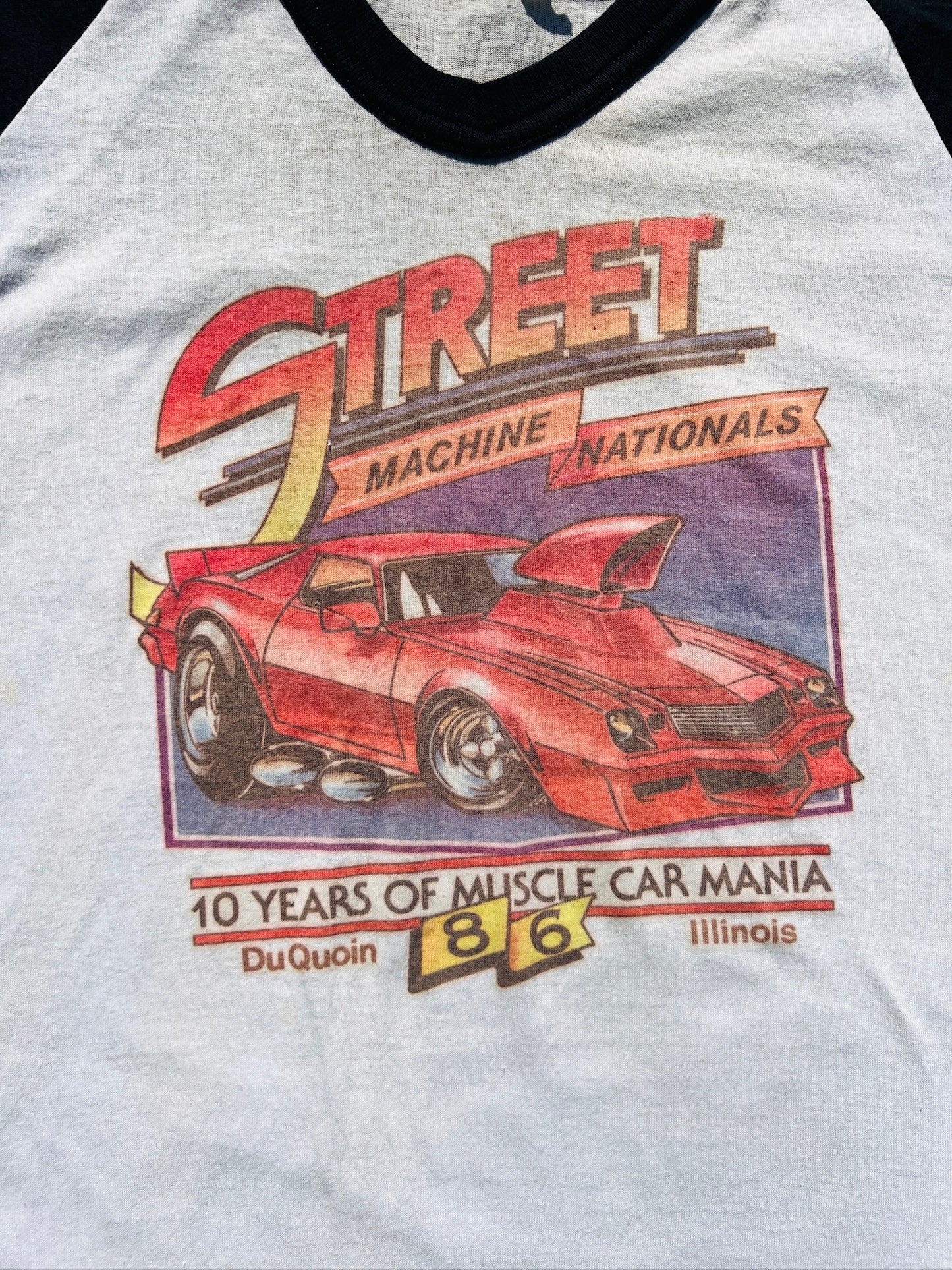 Vintage 1980s Street Machine Nationals V-Neck Tee | Large