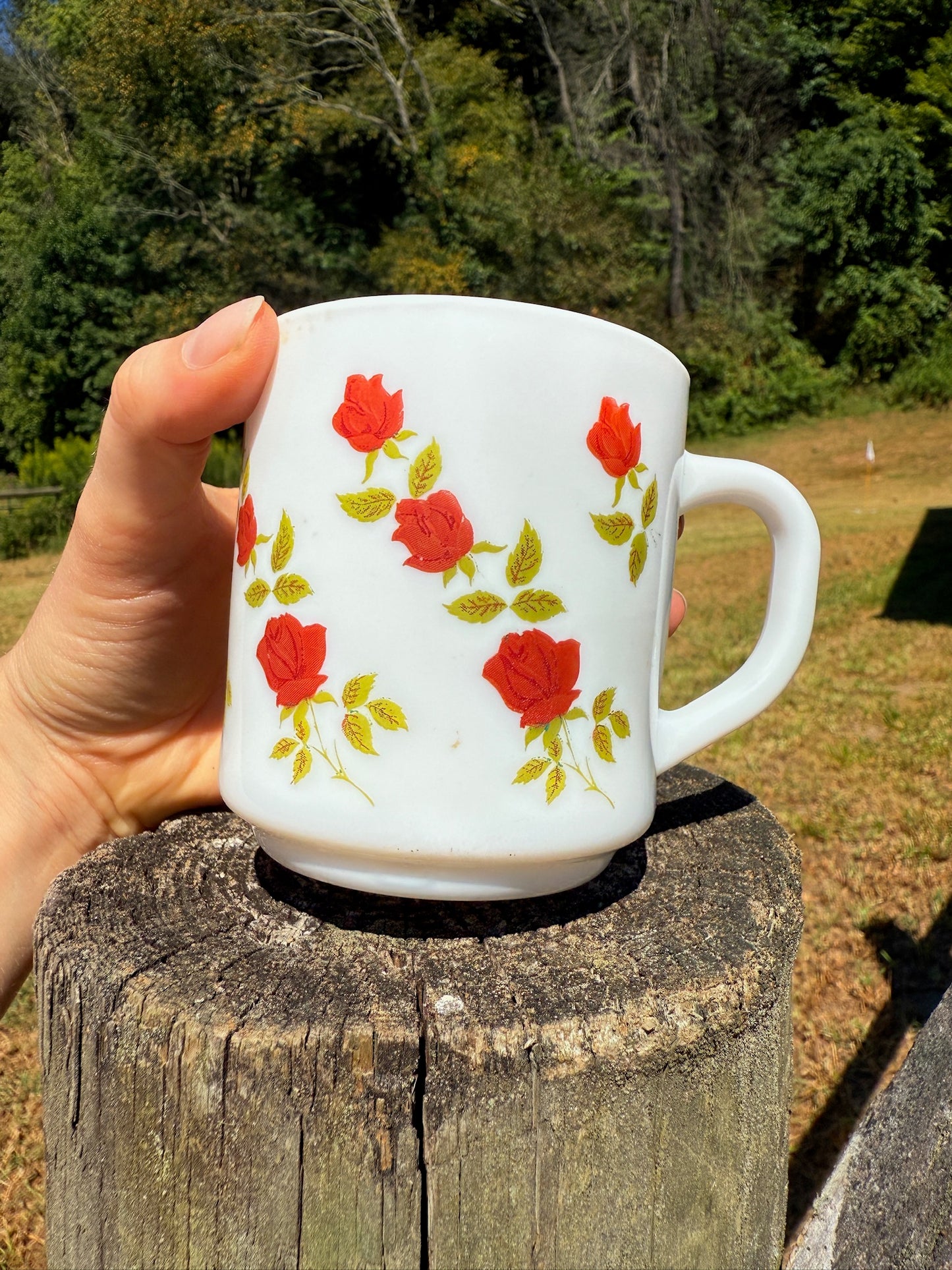 Vintage 1970s Milk Glass Rose Mug