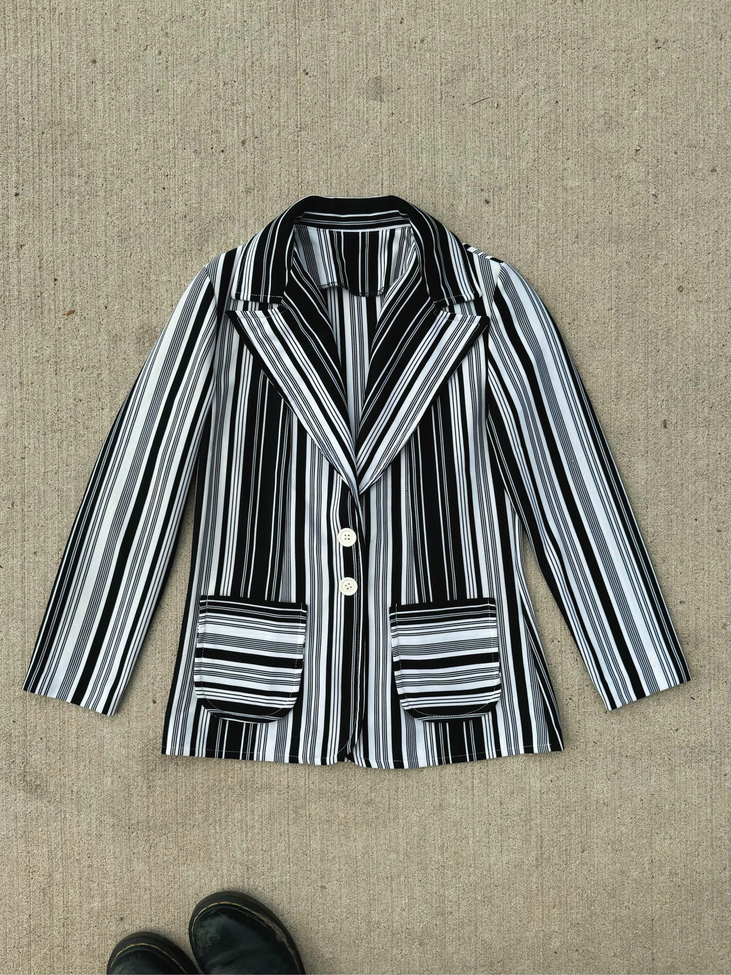 Vintage 1970s Black & White Striped Polyester Blazer