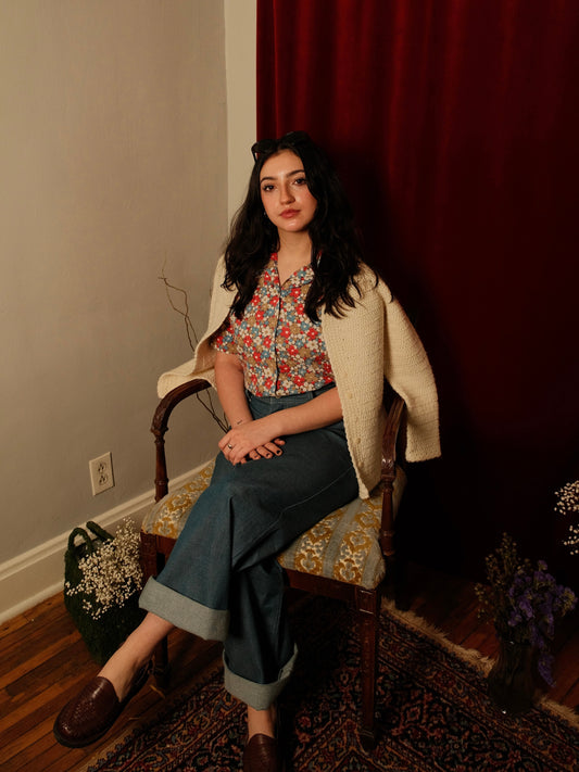 Vintage 1960s Handmade Crochet Ivory Cardigan | XS/S