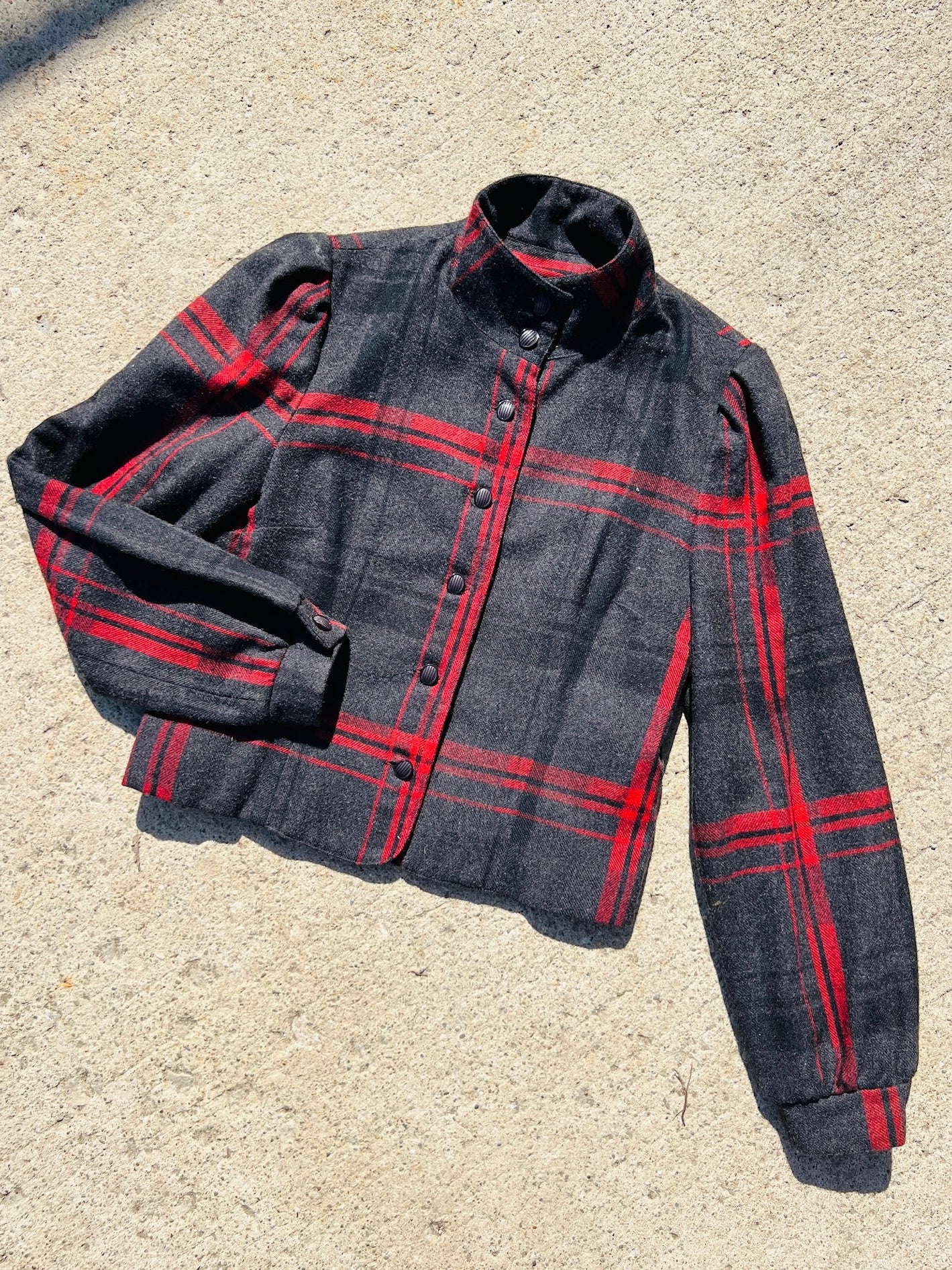 Vintage 1960s Charcoal Red Plaid Cropped Wool Jacket Small