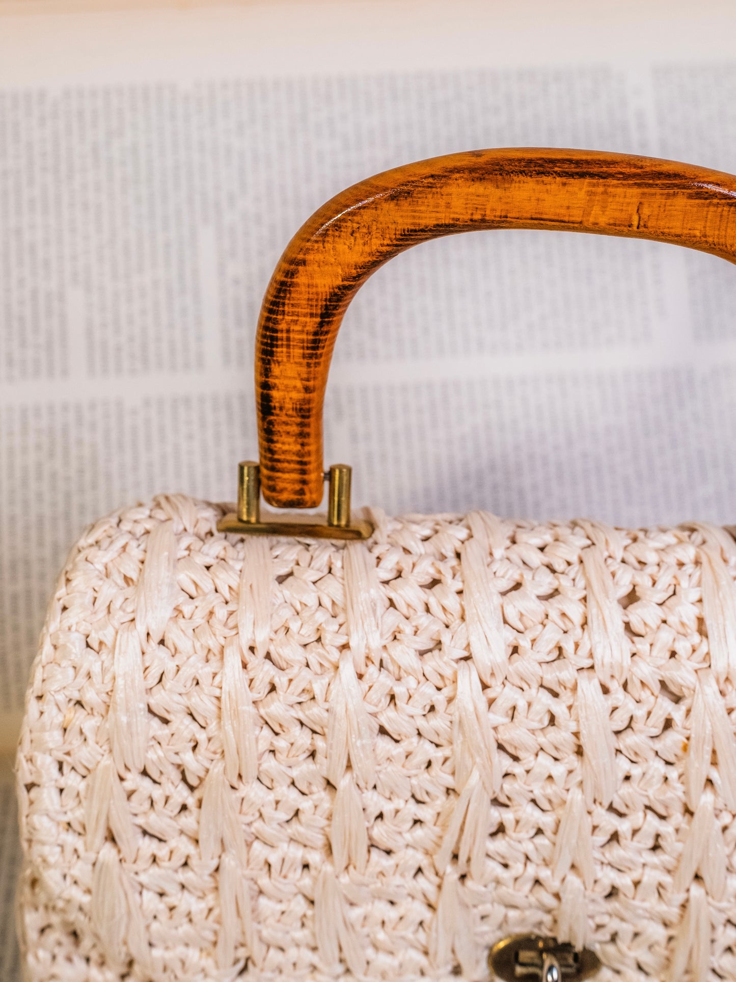 Vintage 1950s White Wood Handle Woven Handbag