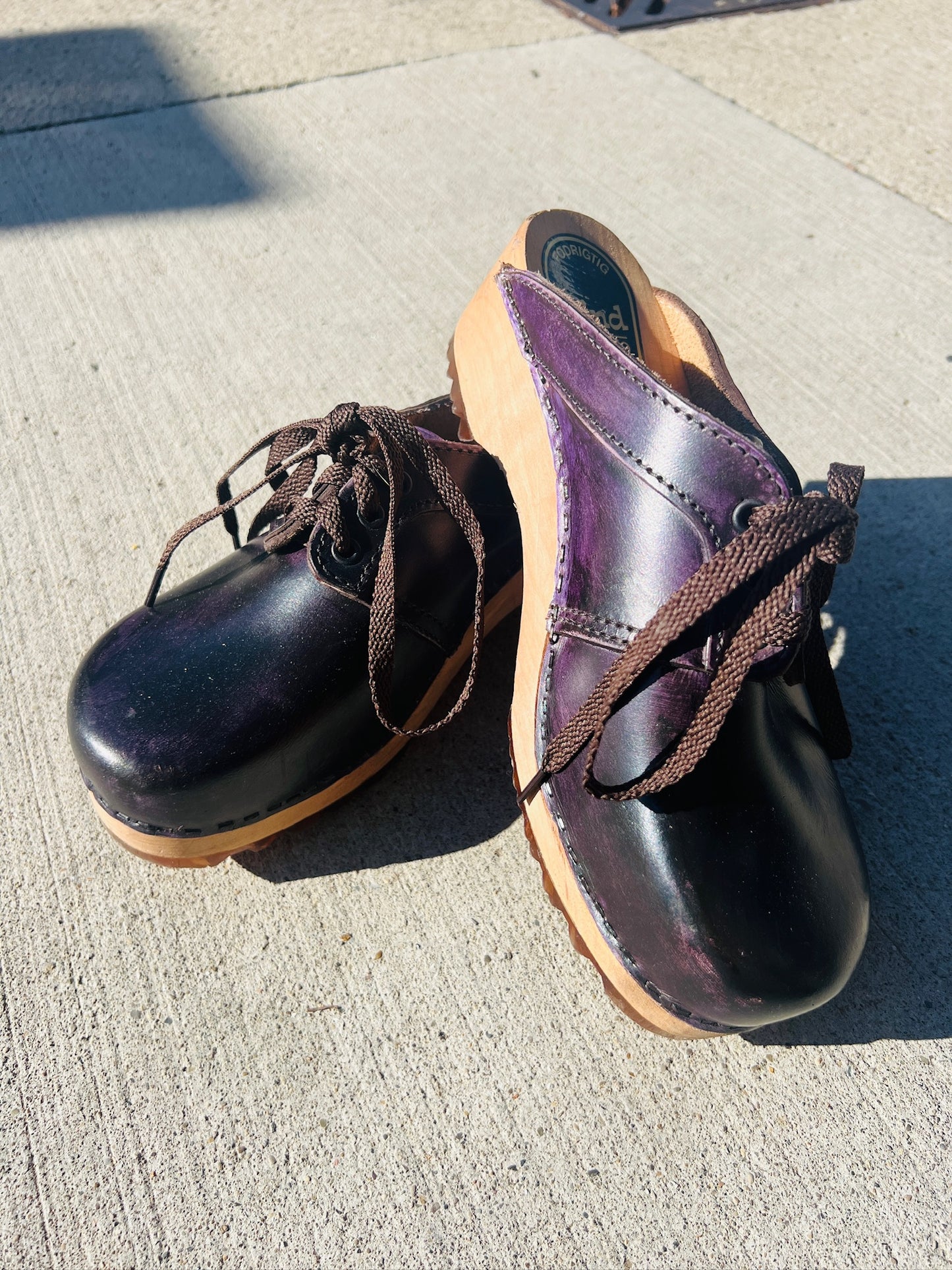 Vintage Danish Lind Lace Up Clogs | EU 42