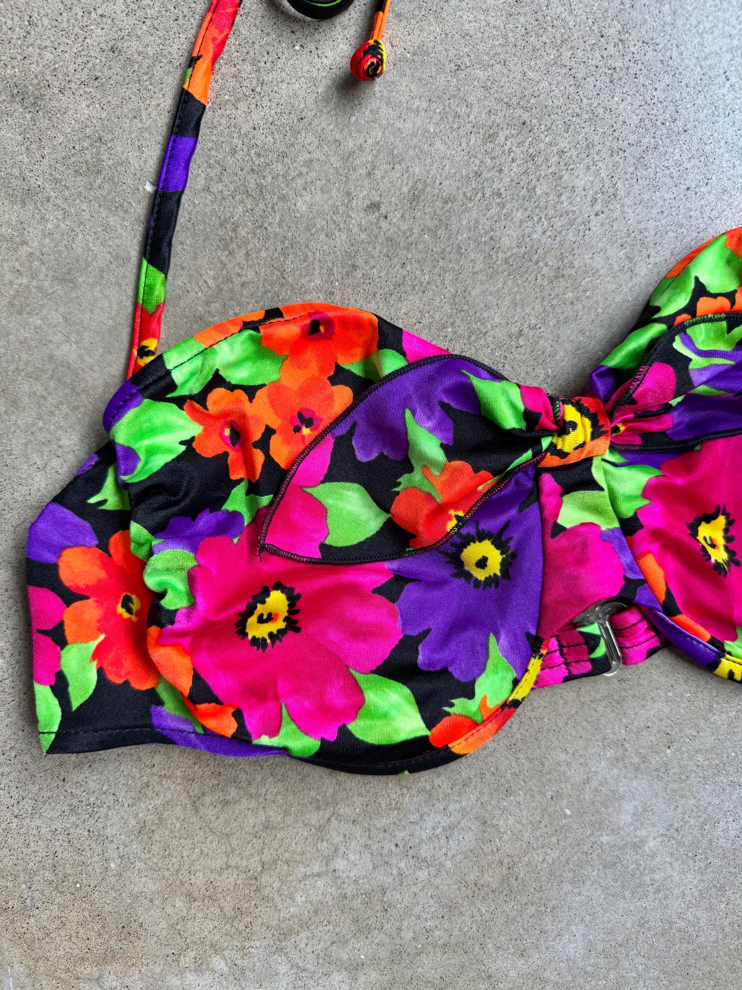 Vintage 1990s Carol Wior Tropical Floral Print Bikini Top | L/XL