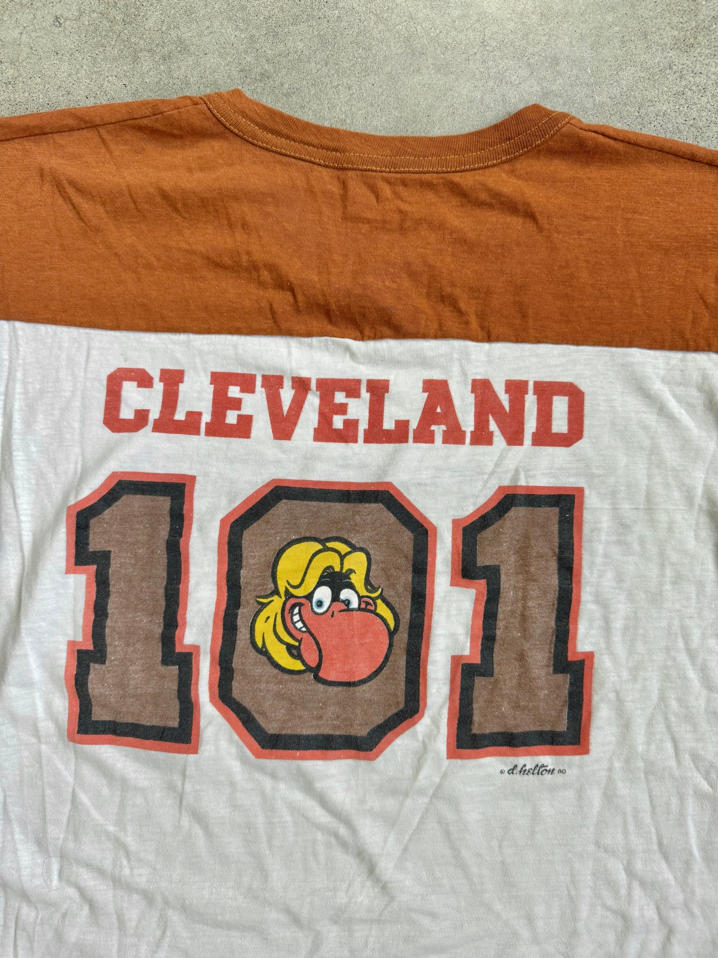 Vintage 1980s WMMS 101FM “The Buzzard” Cleveland Browns Long Sleeve Tee | Large