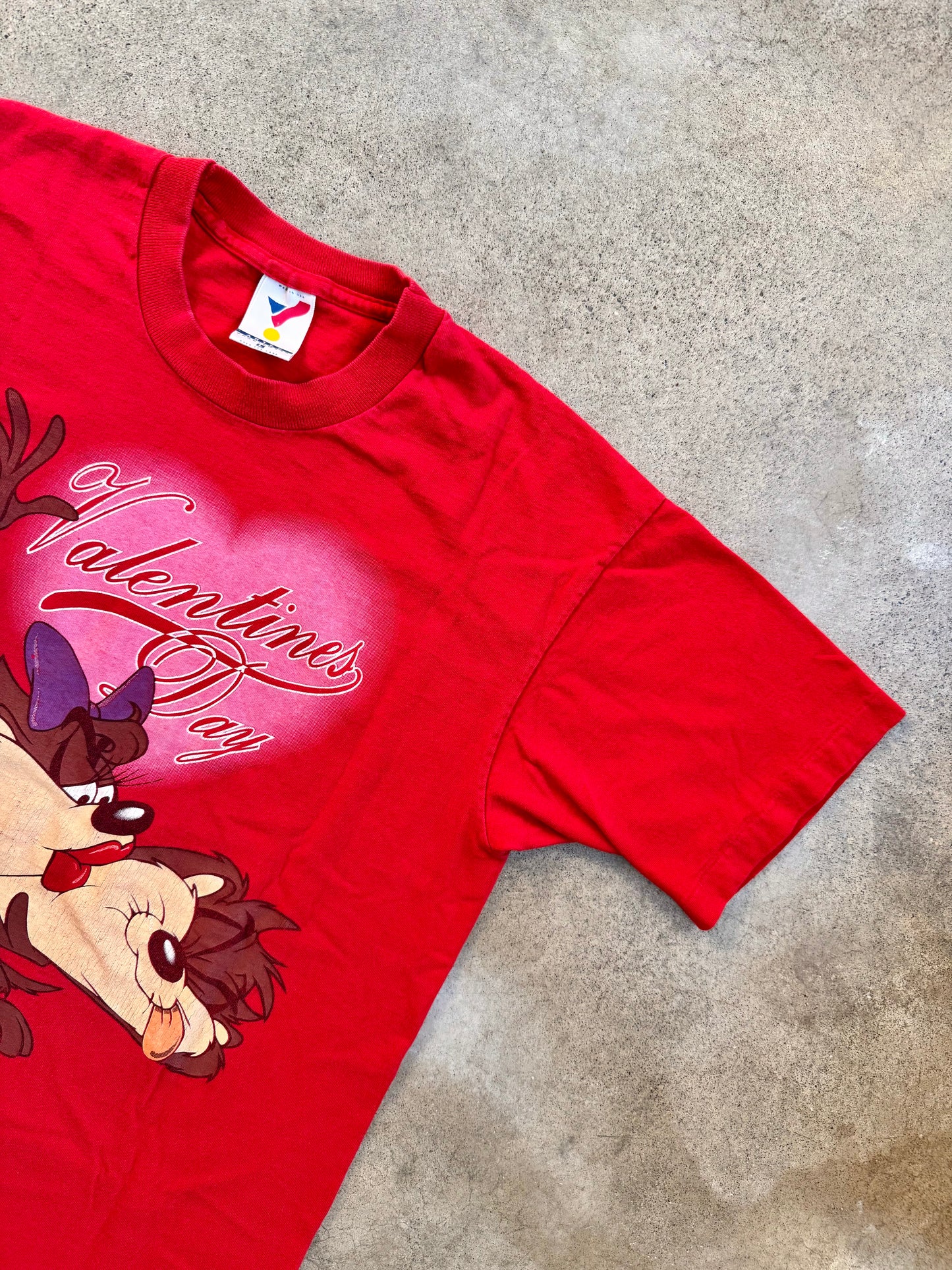 Vintage 1994 Red Tasmanian Devil Valentines Graphic Tee | Large