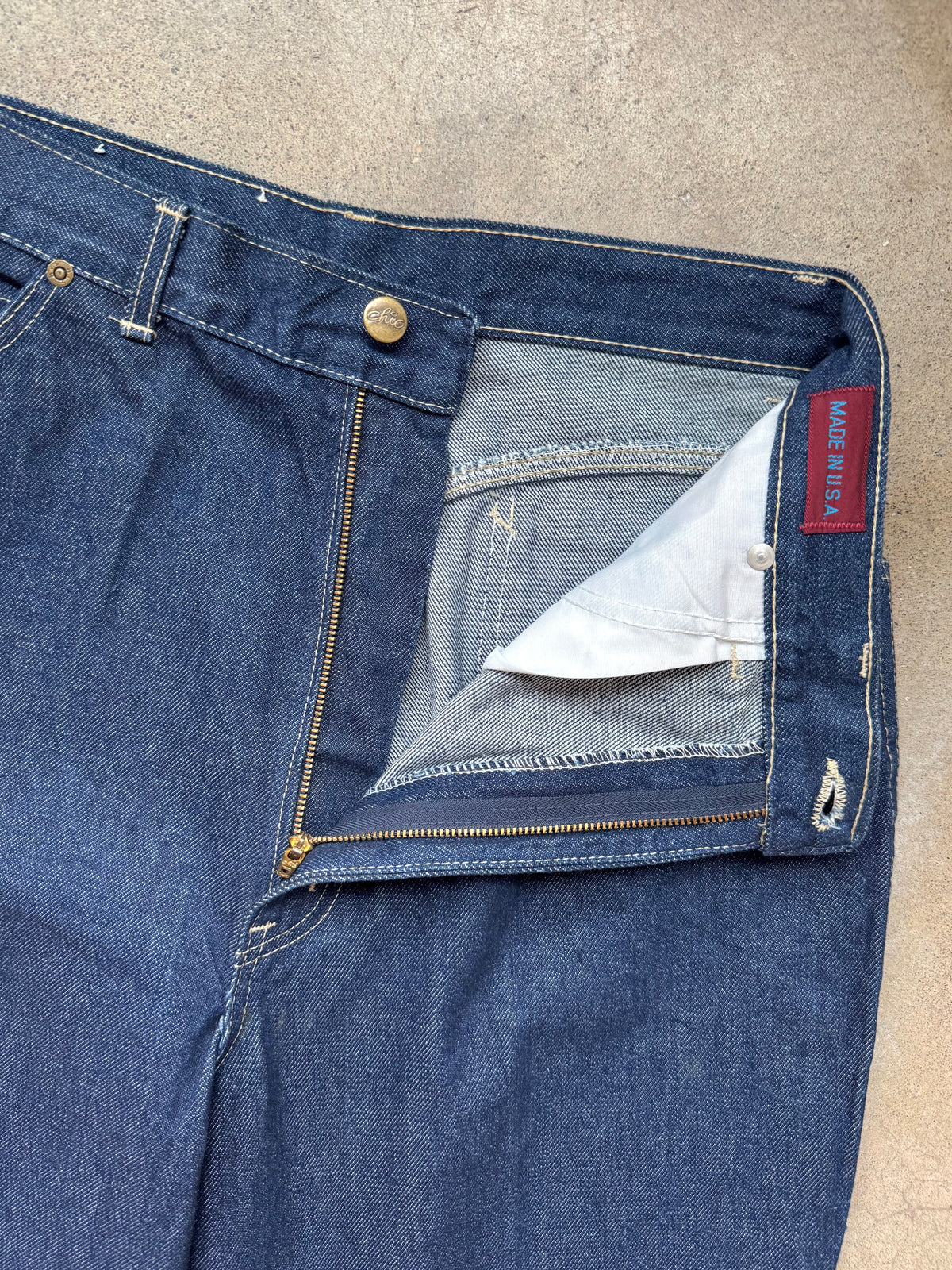 Vintage 1980s Deadstock Ms. Chic Dark Wash High-Waisted Jeans | Waist 31”