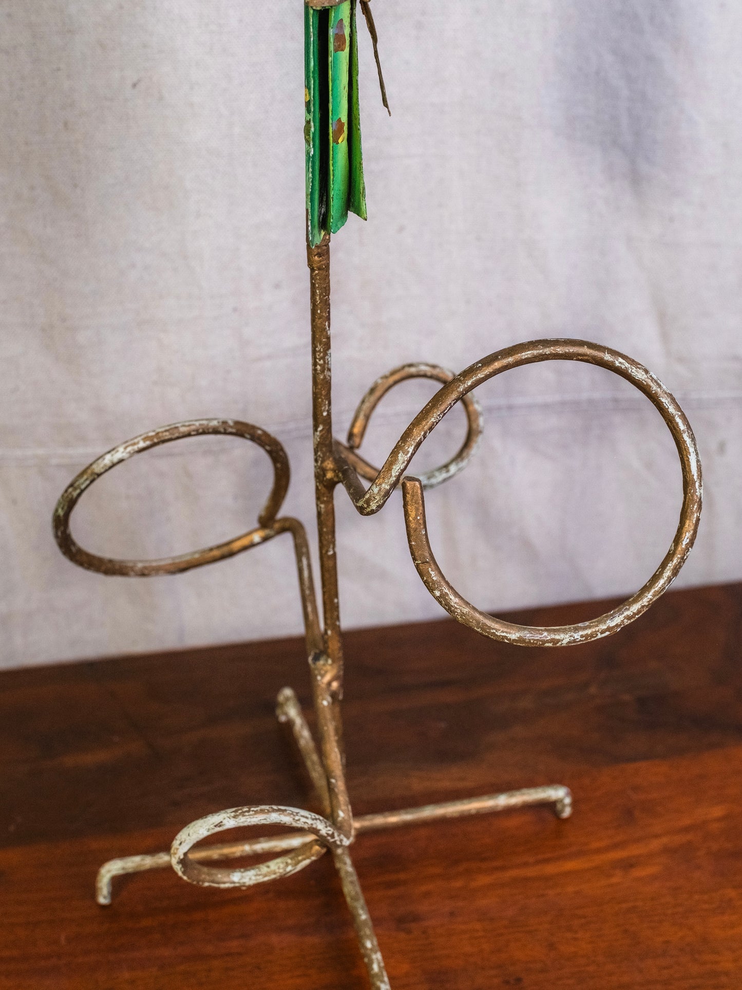 Vintage Metal Asparagus Wine Bottle Holder