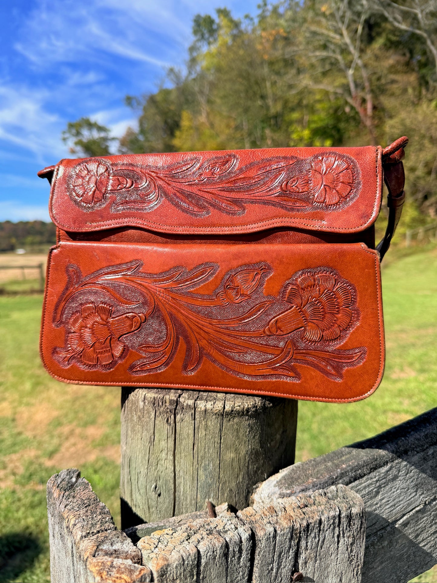Vintage 1940s Brown Hand-Tooled Floral Leather Handbag
