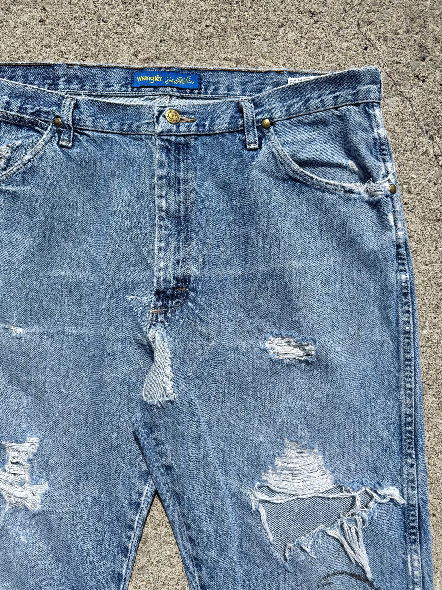 Wrangler Dale Earnhardt Distressed Jeans | Waist 38”