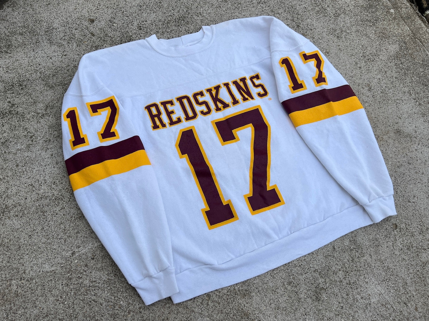 Vintage Washington Redskins #17 Doug Williams Crewneck Sweatshirt | Large