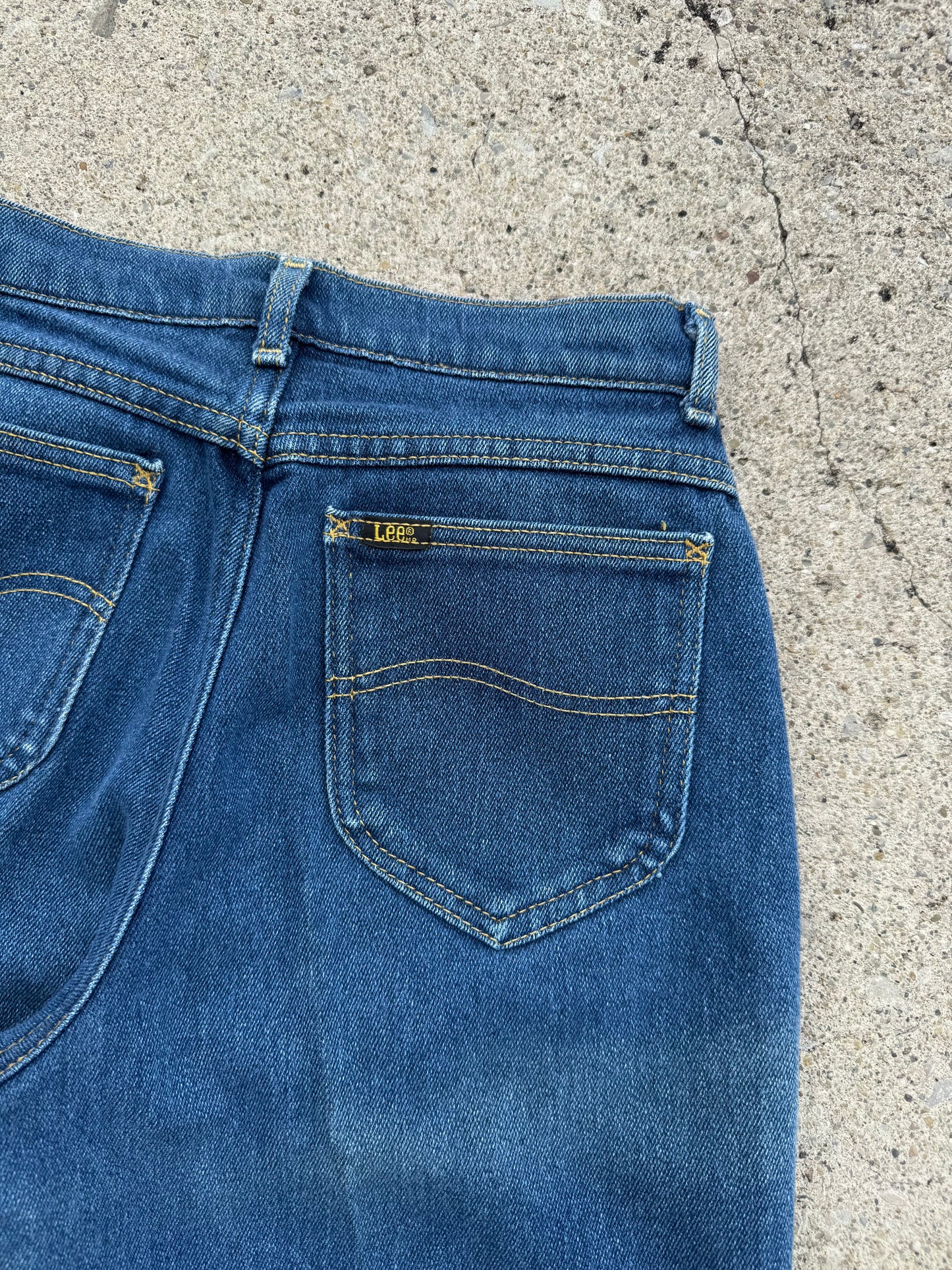 Vintage 1980s Lee High-Waist Slim Fit Jeans | Waist 25”