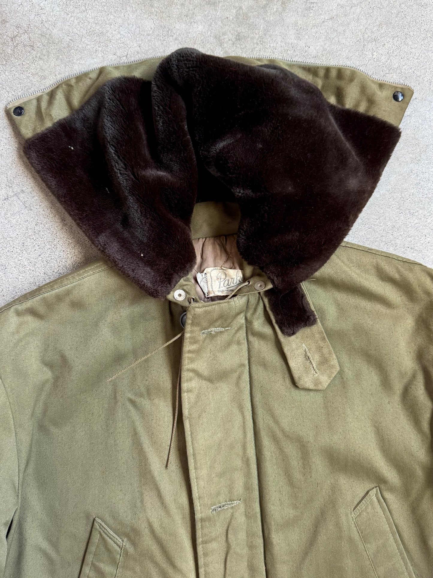 Vintage 1940s/50s Distressed Military Parka Jacket | Large
