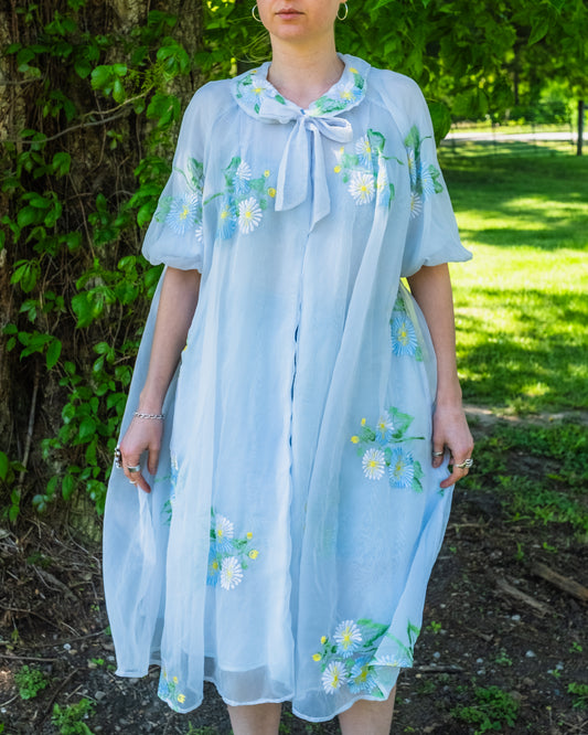 Vintage 1940s Shrewsbury Blue Floral Embroidered Puff Sleeve House Coat | Large