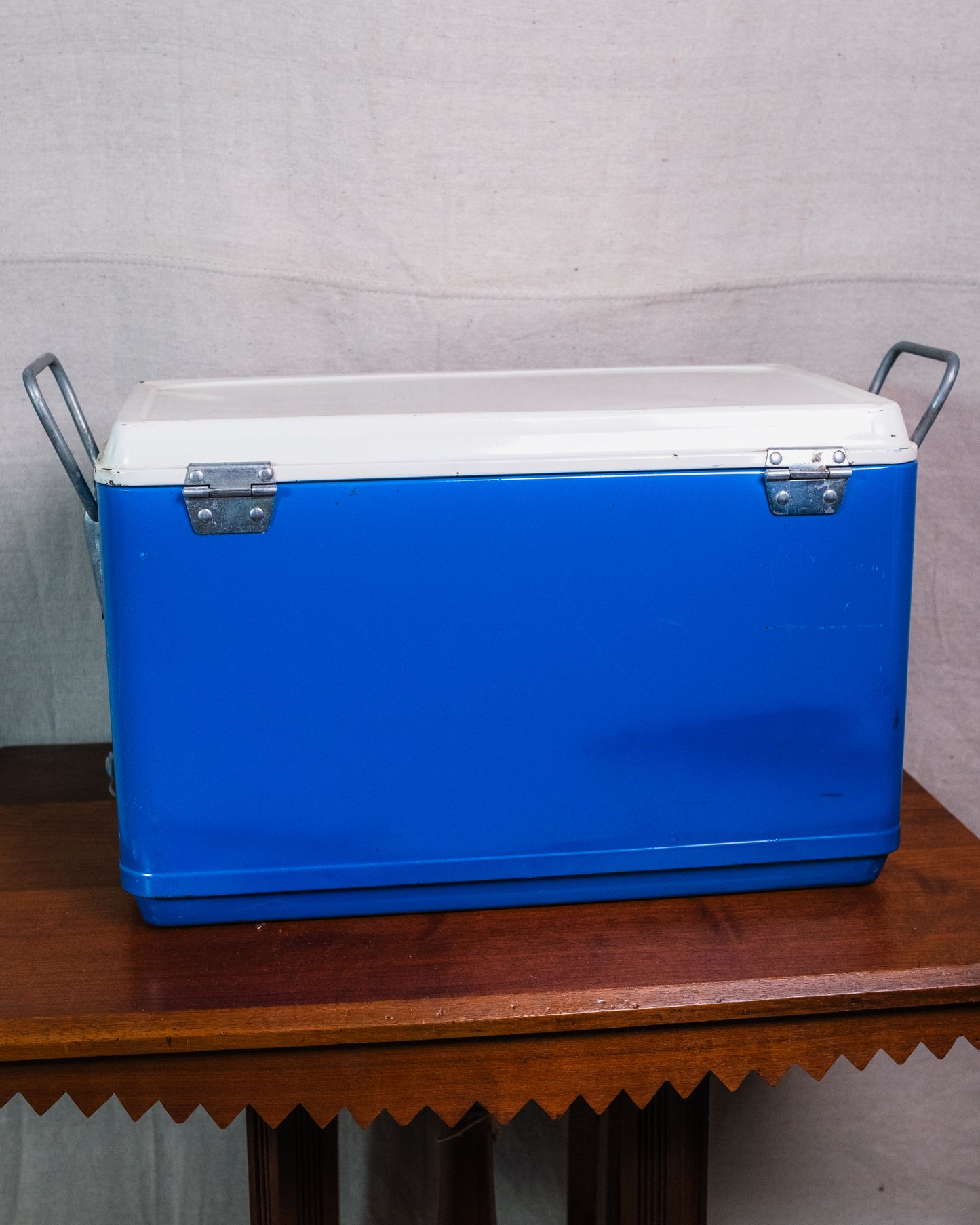 Vintage 1950s Hamilton-Skotch Skylander Blue Ice Chest Cooler