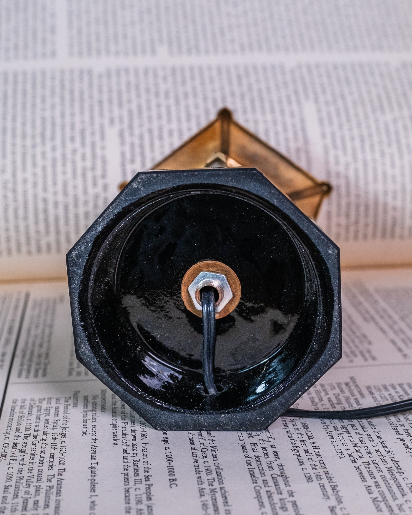 Vintage 1940s Japanese Pagoda Mini Table Lamp