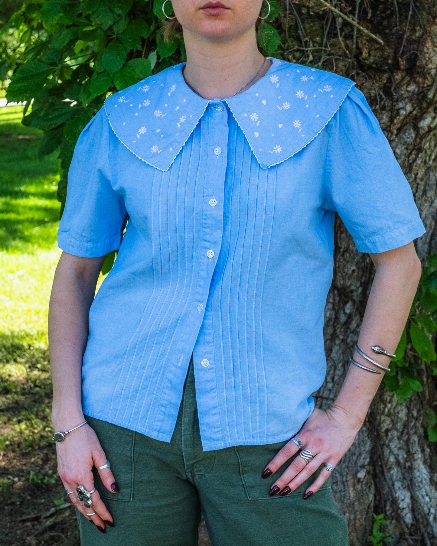 Vintage 1980s Bryn Connelly Blue Floral Embroidered Babydoll Blouse | Small