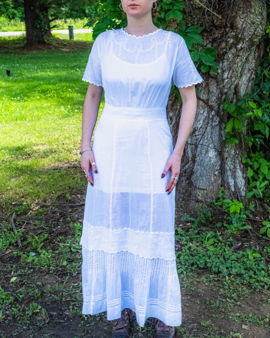 Antique 1900s Edwardian White Embroidered Scallop Trim Maxi Dress | XS