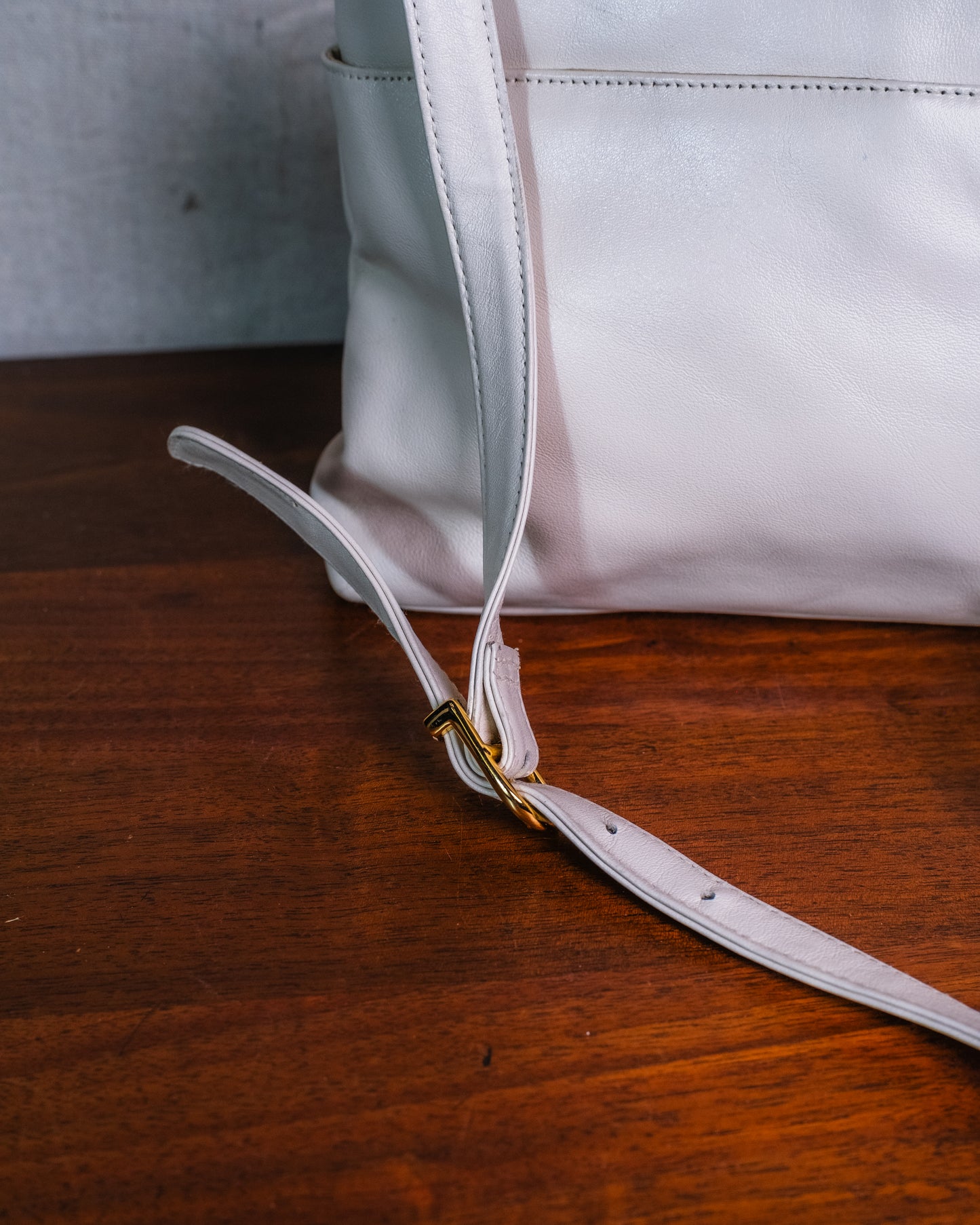 Vintage 1990s Etienne Aigner White Leather Crossbody Bag