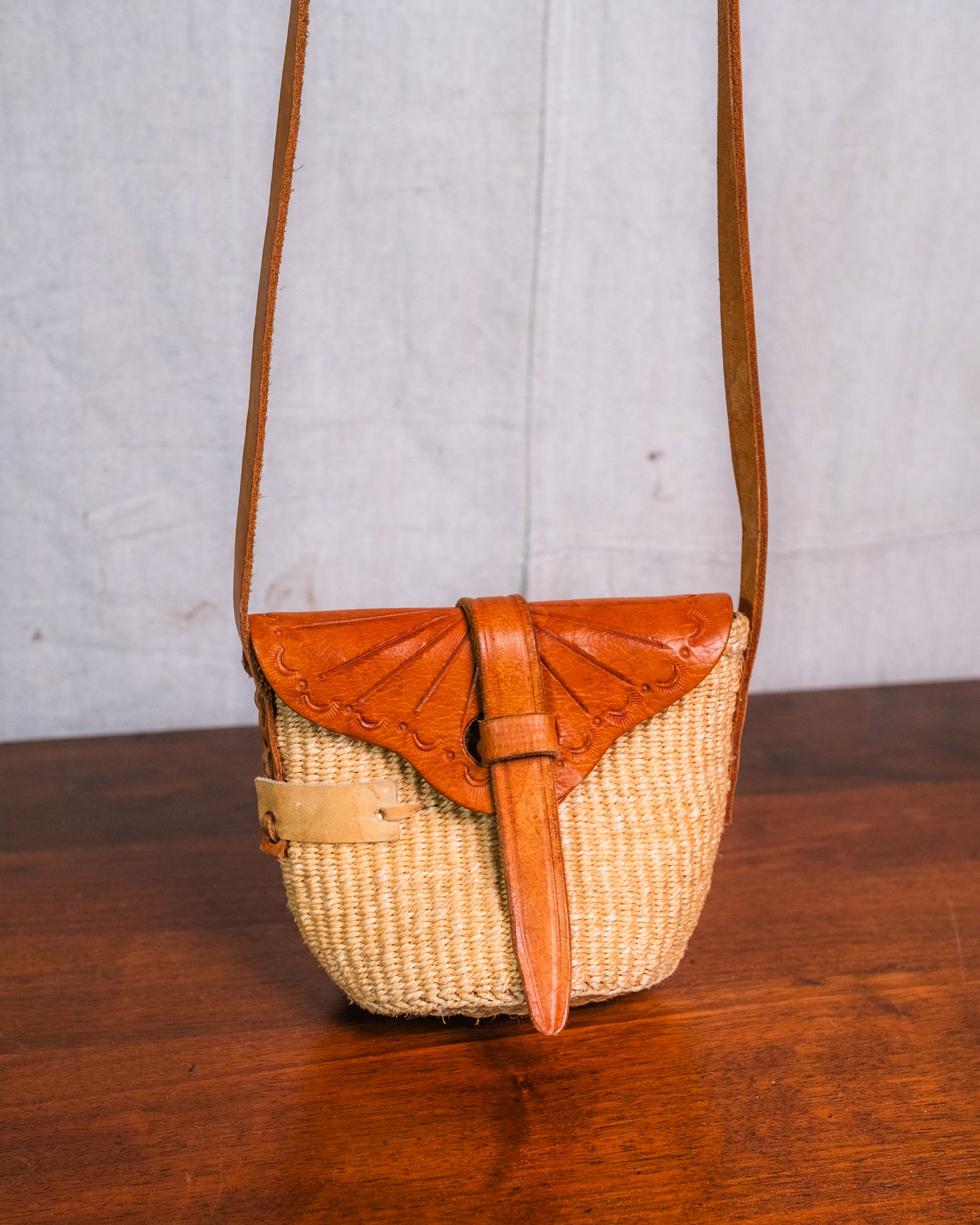 Vintage 1970s Sisal Woven & Tooled Leather Mini Crossbody Kiondo Bag