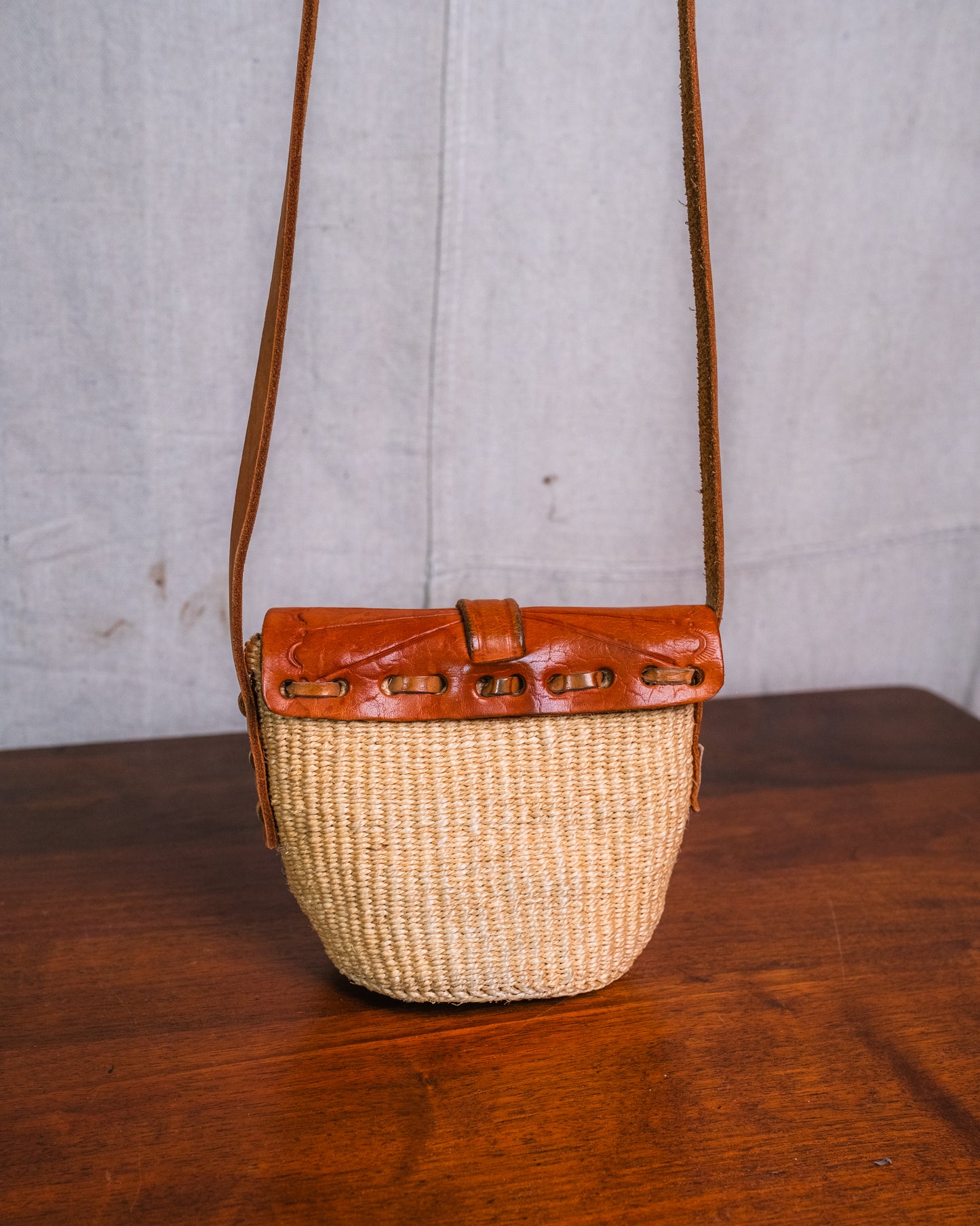 Vintage 1970s Sisal Woven & Tooled Leather Mini Crossbody Kiondo Bag
