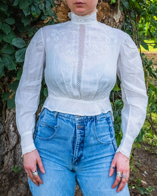 Antique Edwardian White Floral Embroidered High-Neck Blouse | XS
