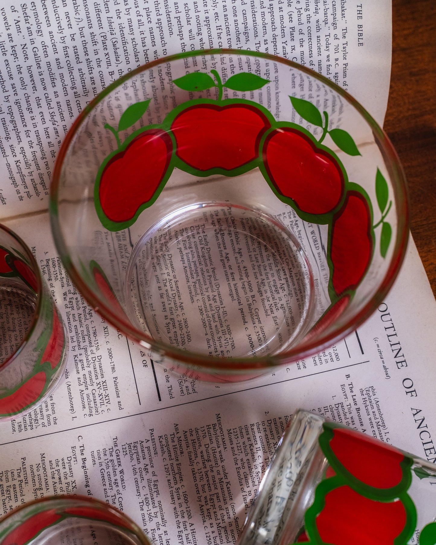 Vintage 1960s Colony Glassware “Red Apple” Lowball Glasses & Ice Bucket Set