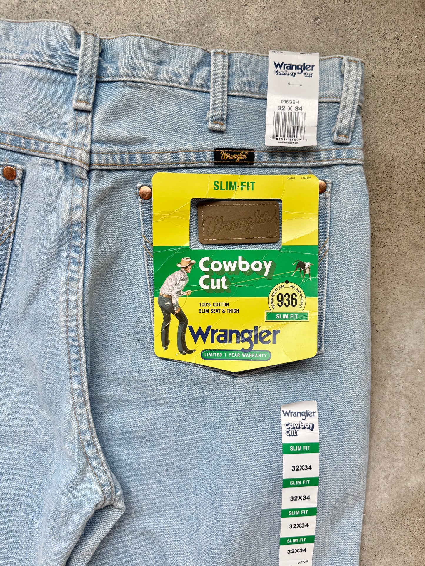 Vintage 1990s Deadstock Wrangler Cowboy Cut Light Wash Jeans | 32x34