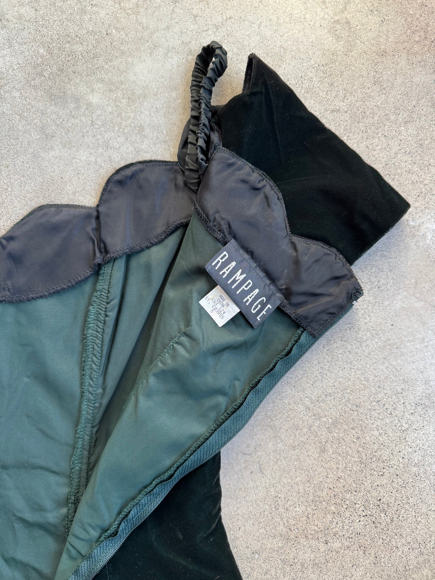 Vintage 1980s Rampage Dark Green Velvet Scalloped Off-Shoulder Mini Dress | XS