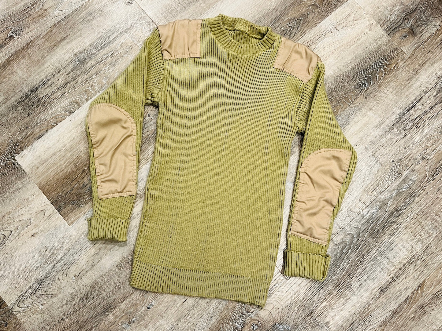 Vintage 1980s Military Khaki Green Patched Sweater | M/L