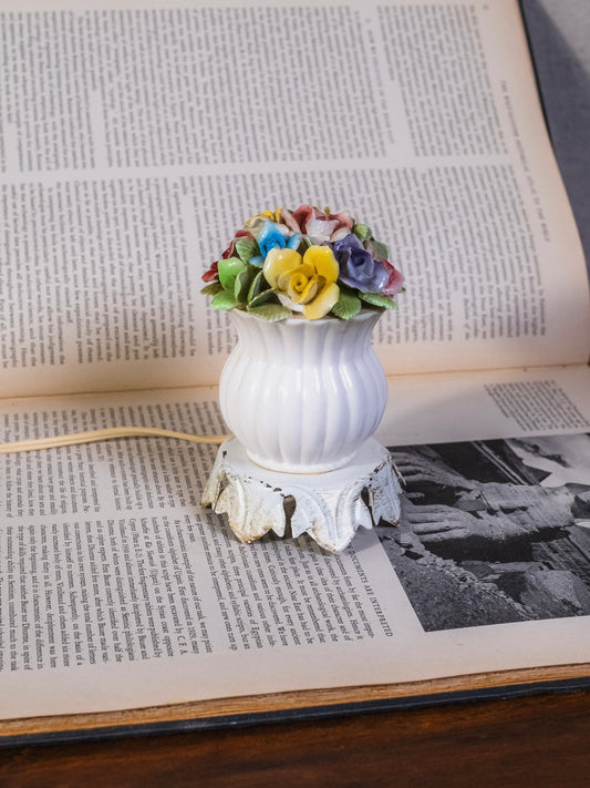 Vintage 1950s Porcelain Floral Bouquet Metal Base Table Lamp