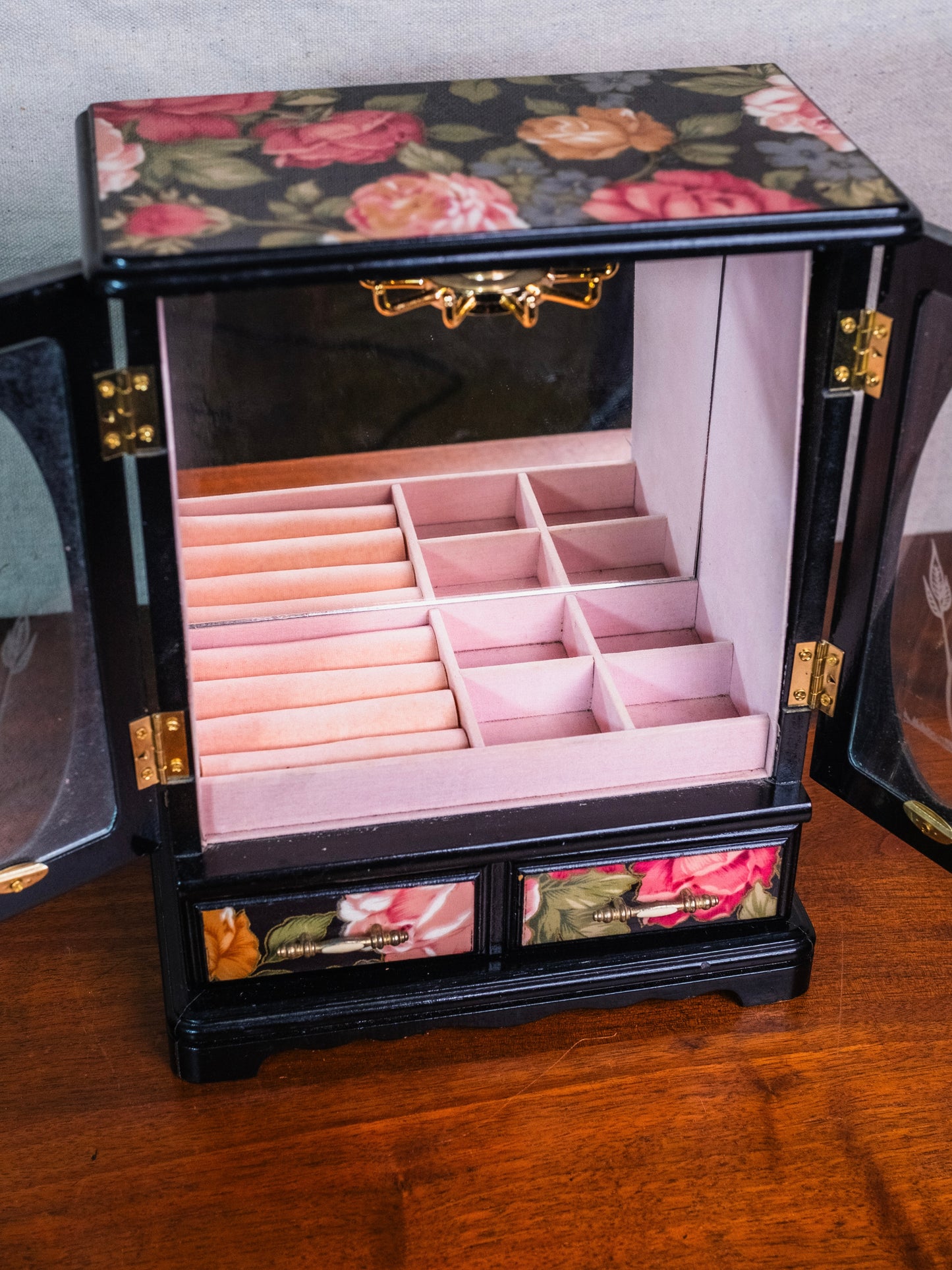 Vintage 1980s Black & Pink Floral Pattern Lacquered Jewelry Box