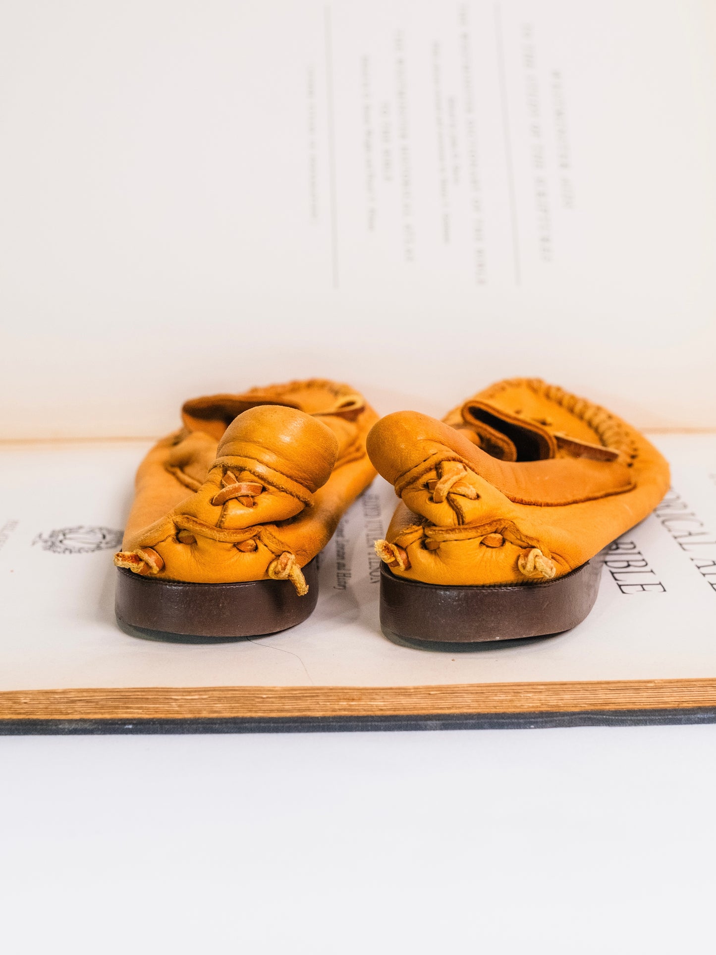 Vintage 1970s Tan Leather Hardsole Moccasins