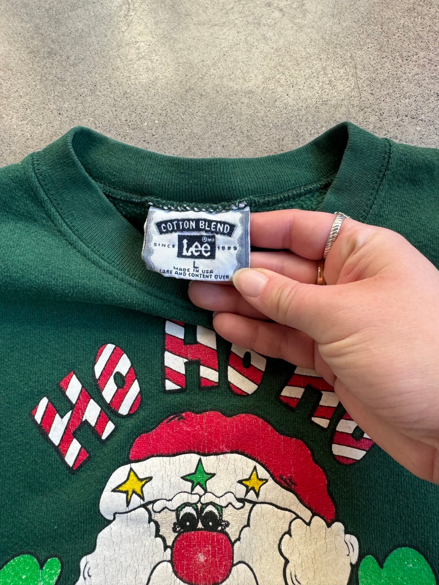 Vintage 1990s Lee Christmas Santa Graphic Crewneck Sweatshirt | Youth L