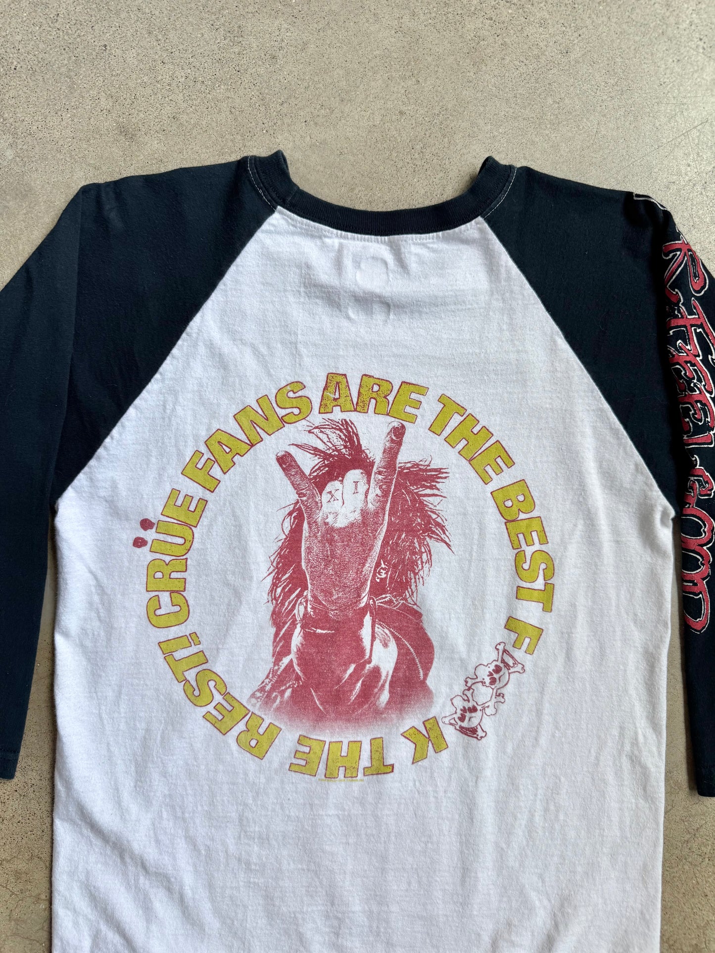 Vintage-Style Mötley Crüe Dr. Feelgood Raglan Tee | Small