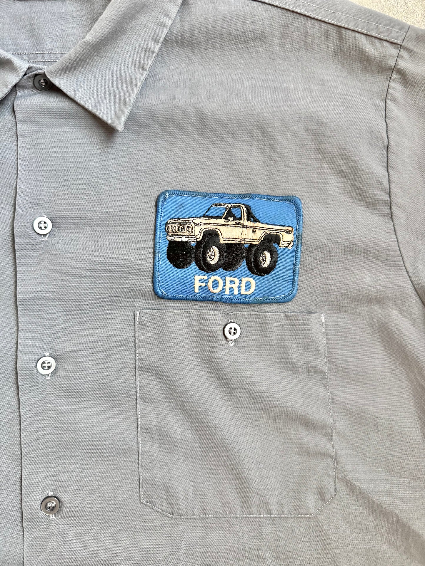 Vintage 1970s Sears Grey Ford Patch Mechanic Shirt | XL