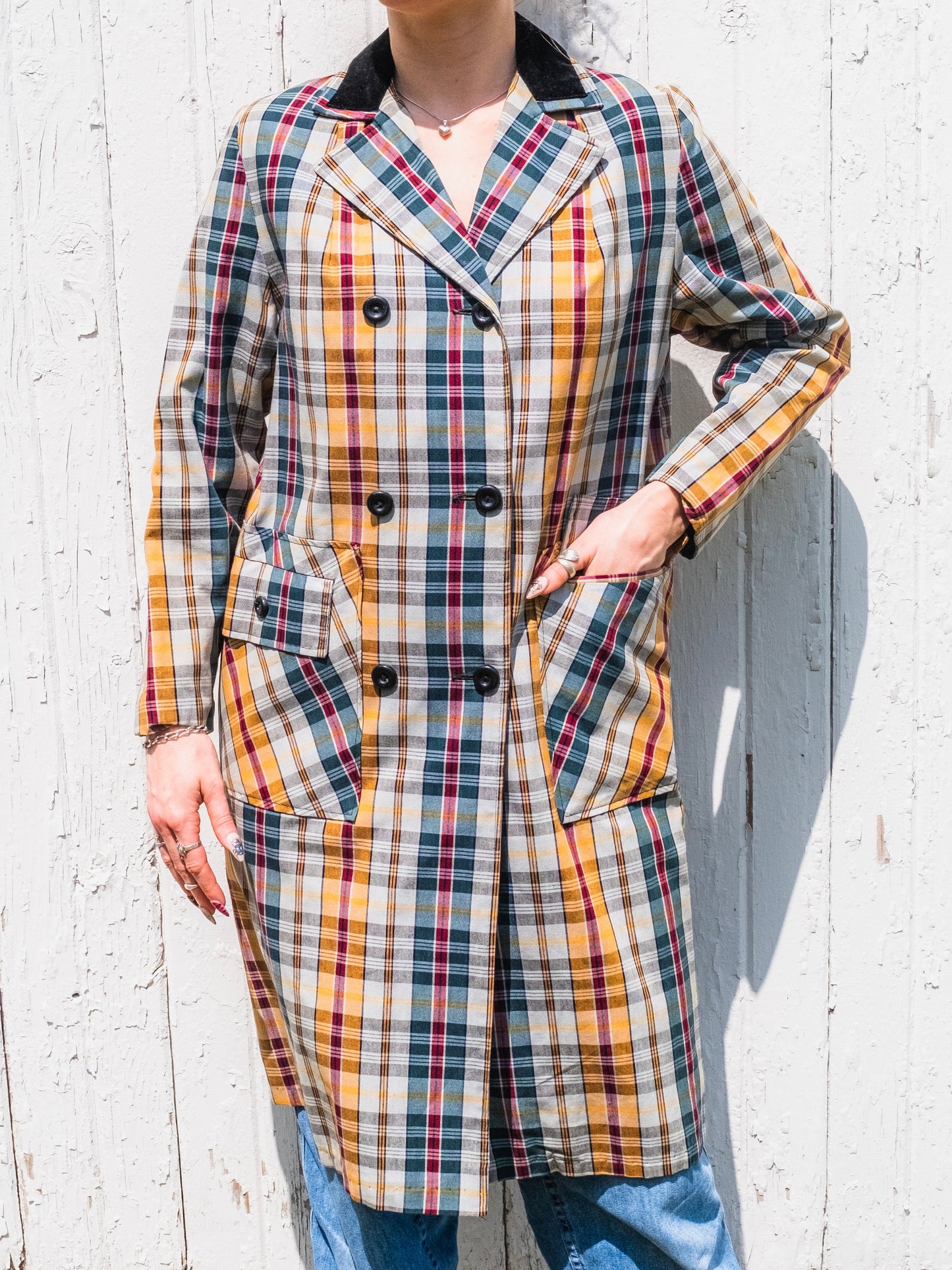 Vintage 1960s Plaid Velvet Collar Lightweight Trench Coat | S/M