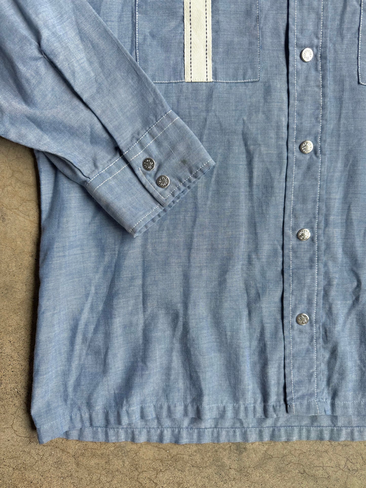 Vintage 1970s/80s Wrangler Chambray Striped Trim Western Shirt | Large