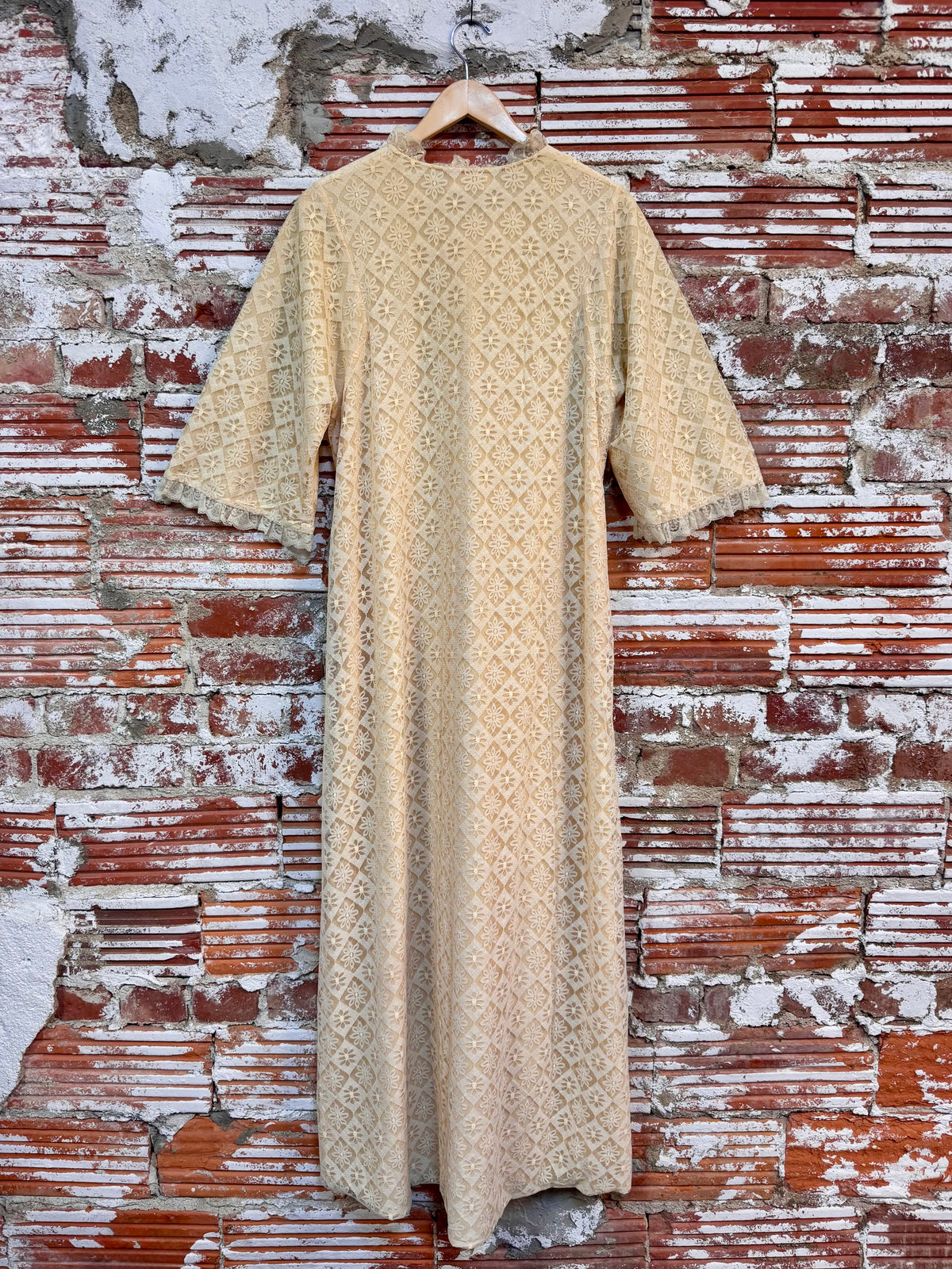 Vintage 1960s Stella Fagin for Neiman Marcus Floral Lace Full-Length House Coat | Medium
