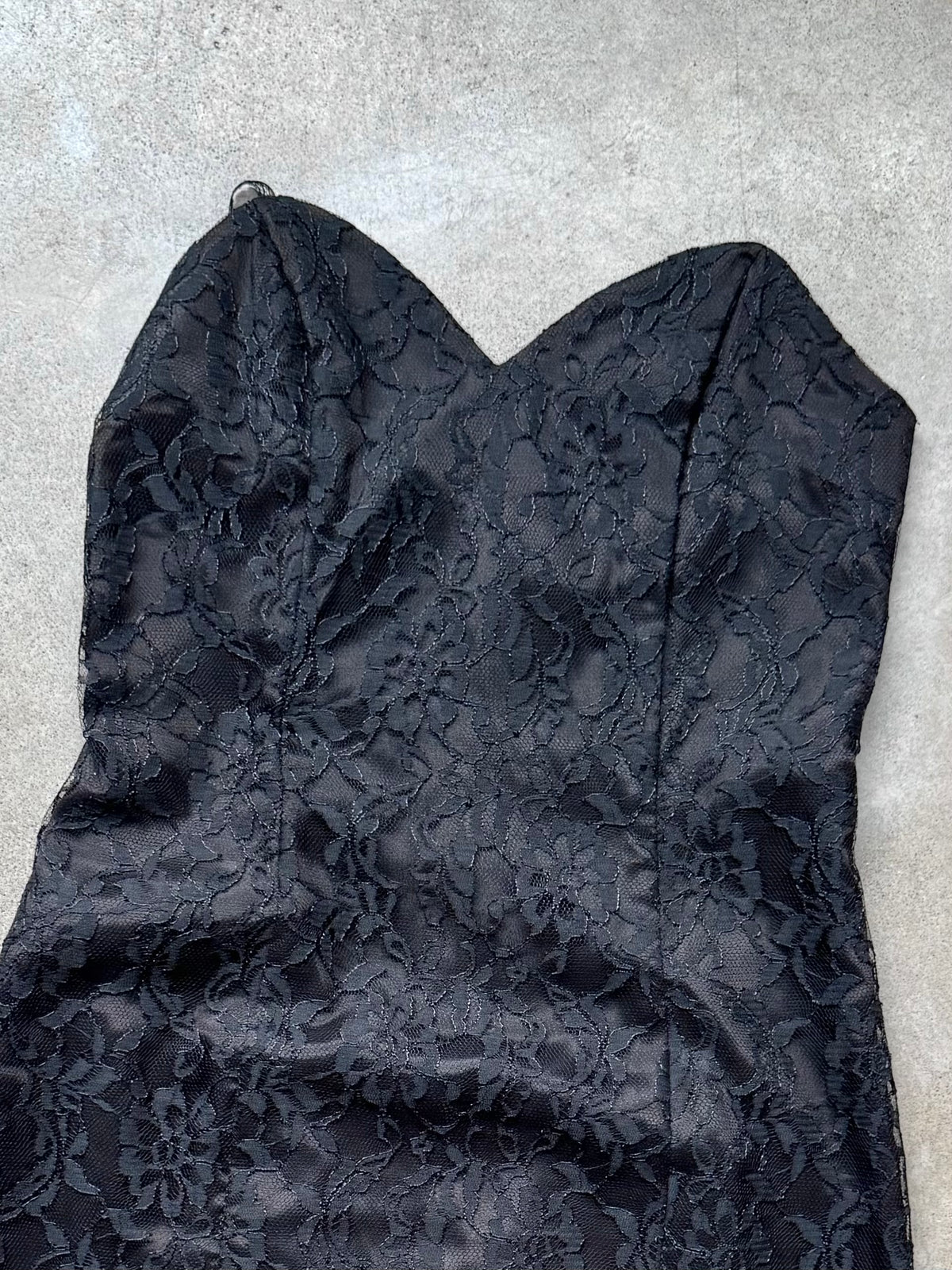 Vintage 1990s Roberta Black Lace Strapless Formal Dress | XS