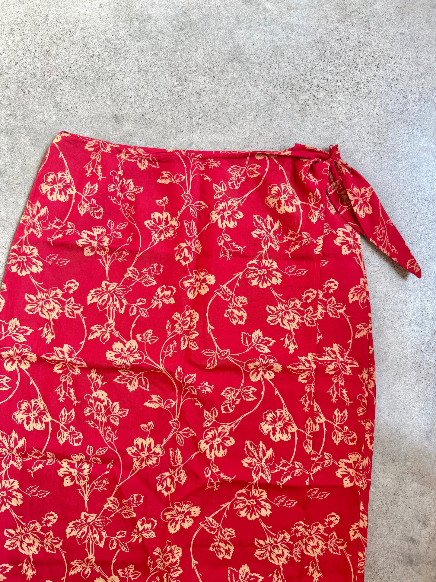 Vintage 1990s Lauren Ralph Lauren Red Floral Silk & Linen Wrap Skirt | Waist 31”