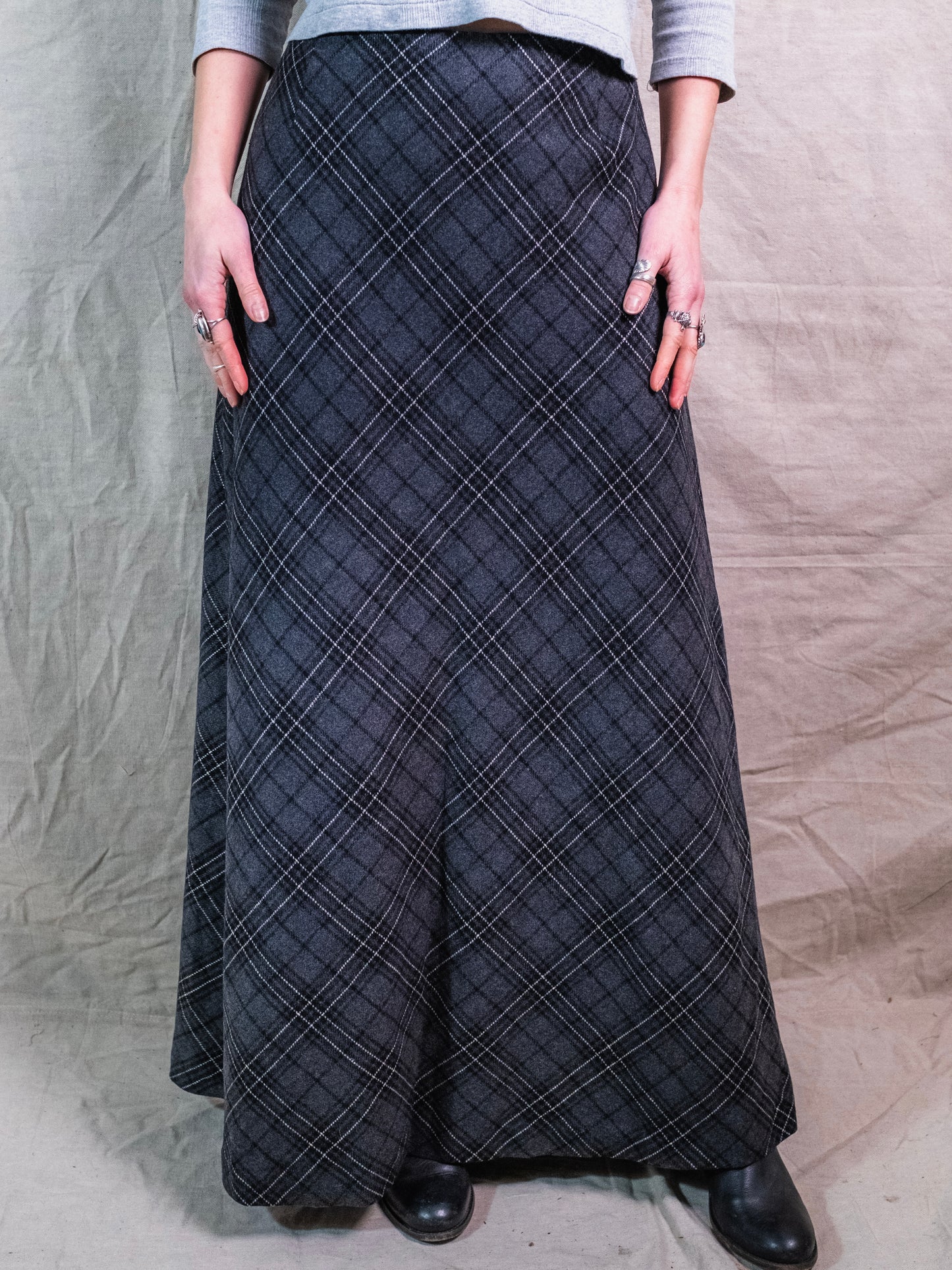Vintage 1990s Eddie Bauer Grey Plaid Wool A-Line Maxi Skirt | Waist 30”