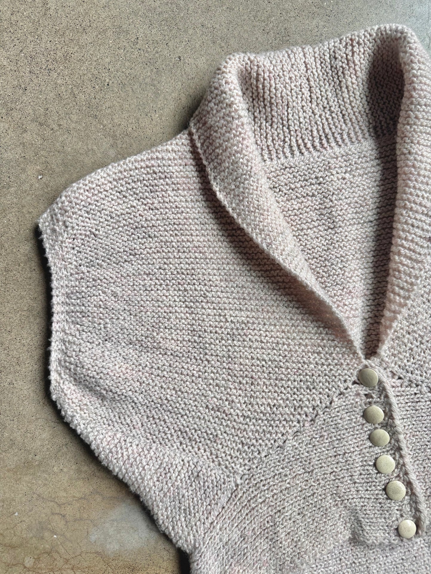 Vintage Handmade Knit Sleeveless V-Neck Cropped Cardigan | M/L