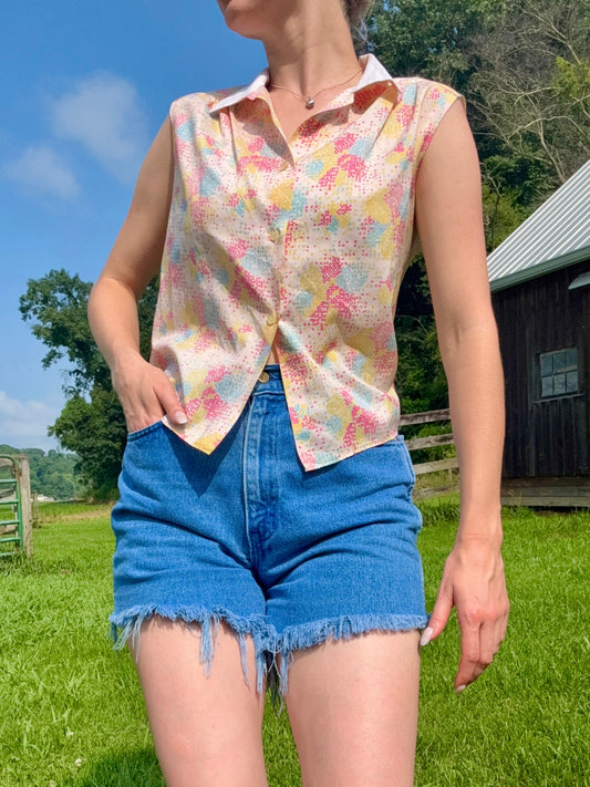 Vintage 1960s Multi-Color Pixel Floral Print Sleeveless Blouse | Large