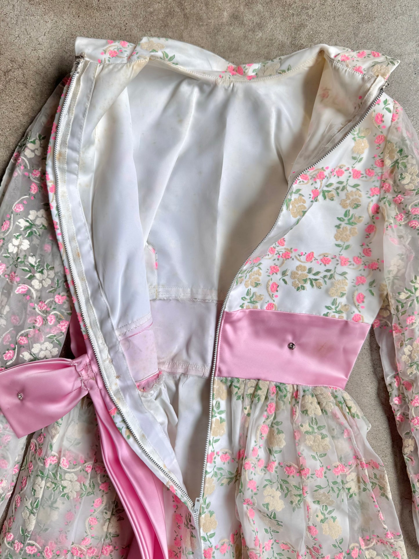 Vintage 1960s White & Pink Floral High-Neck Empire Waist Formal Dress | Small