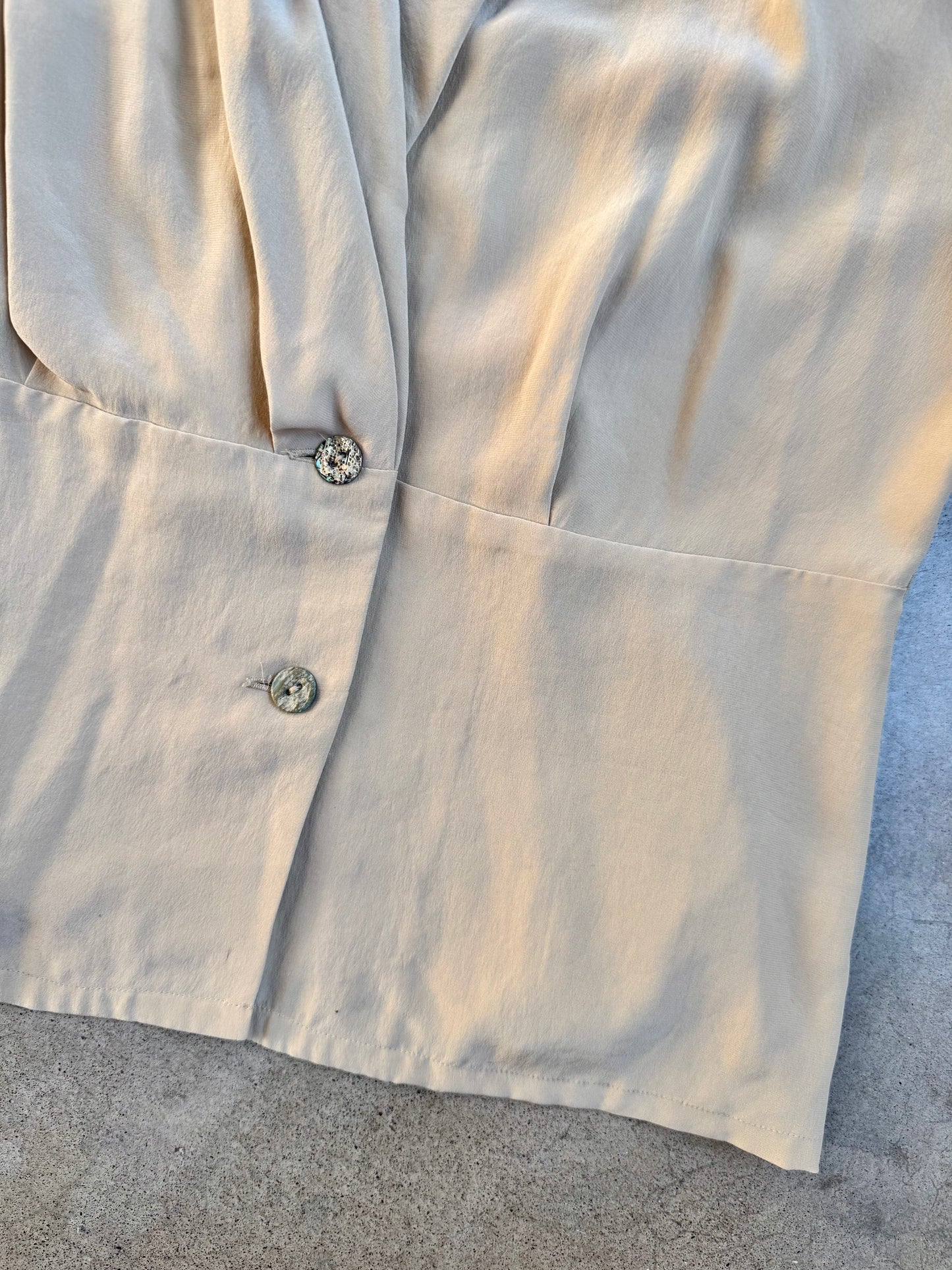 Vintage 1980s/90s Dana Buchman Beige Silk Draped V-Neck Blouse | Medium