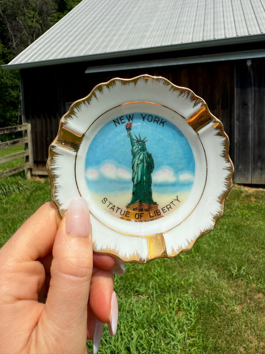 Vintage 1970s New York "Statue Of Liberty" Ashtray