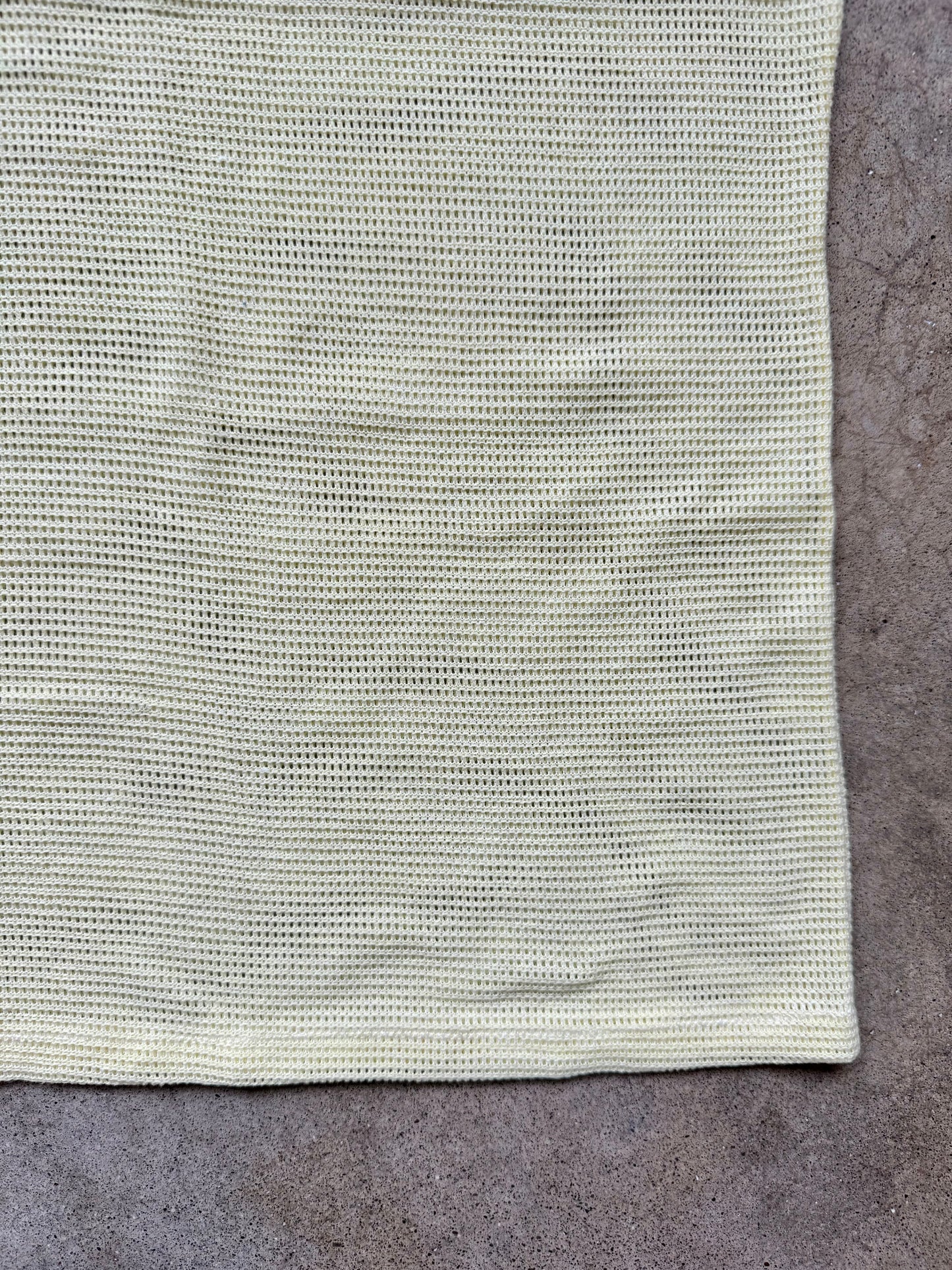 Vintage 1960s Munsingwear Yellow Mesh Tank Top | Medium
