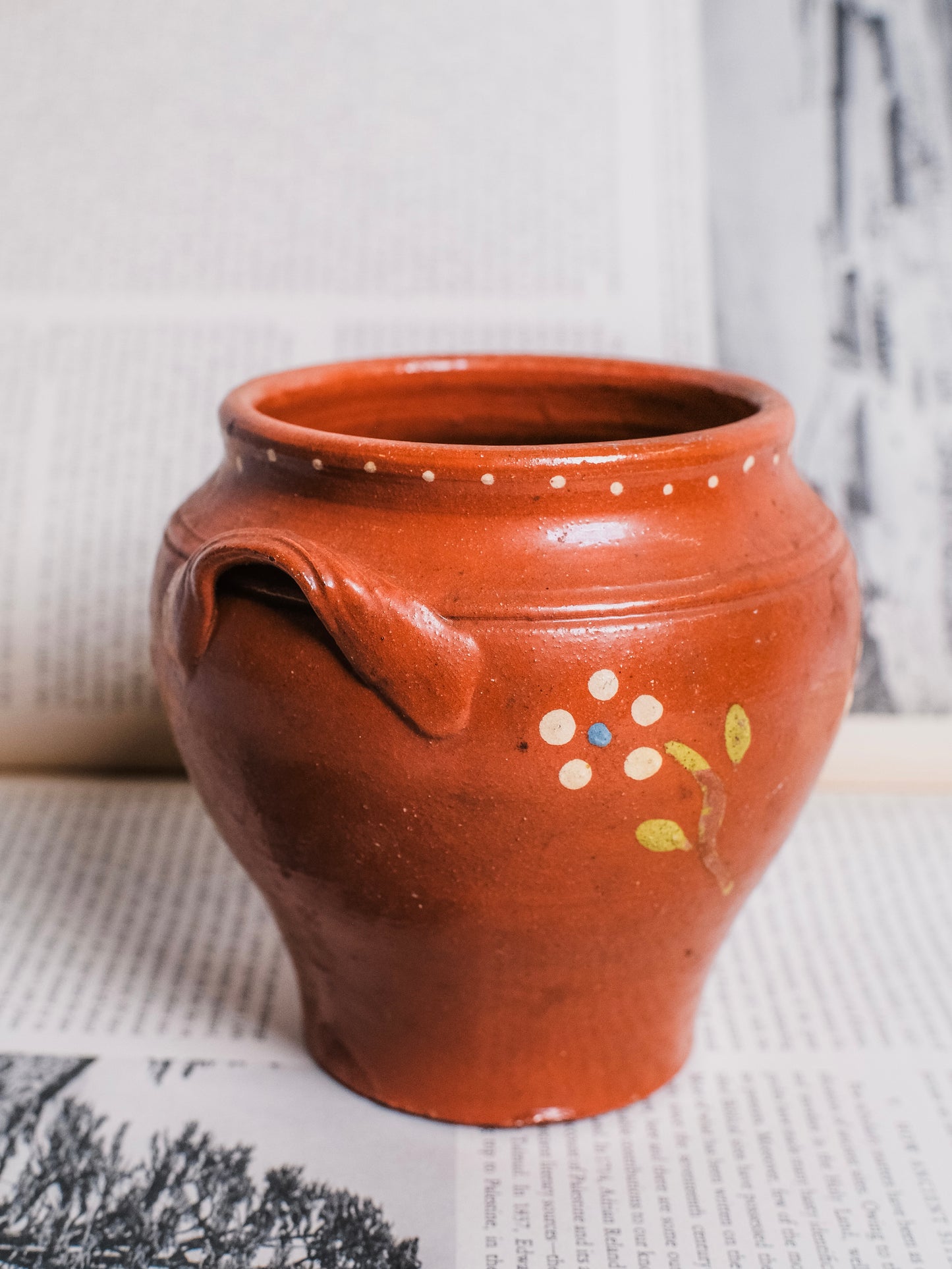 Vintage 1940s Mexican Terracotta Hand-Painted Pottery Vase/Pot