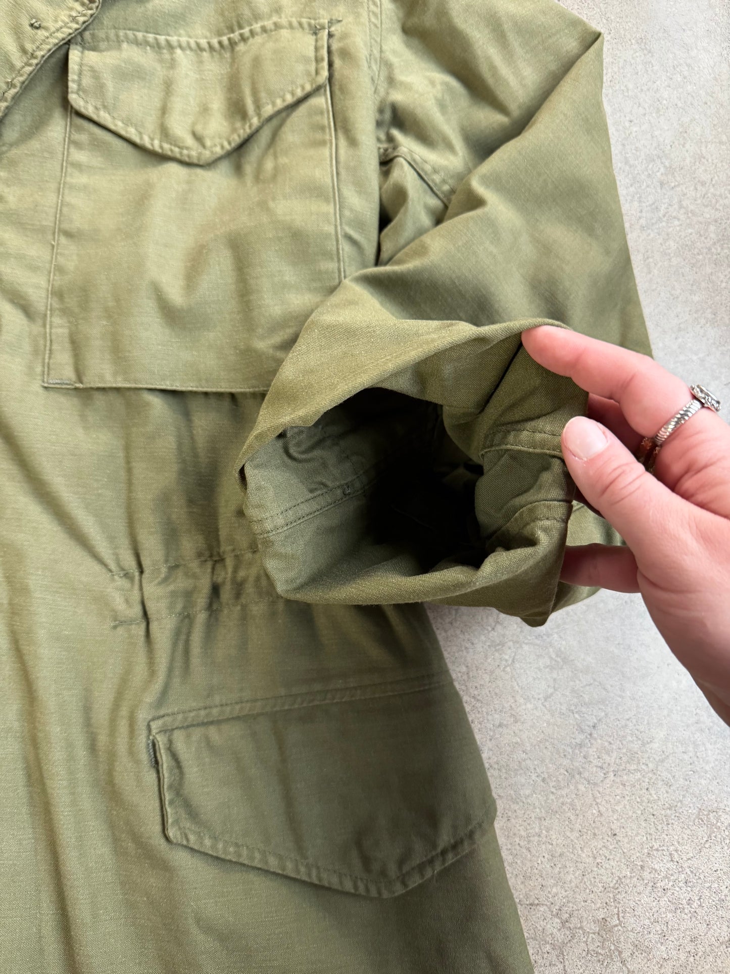 Vintage 1970s U.S. Army Military Issue Field Jacket | Small